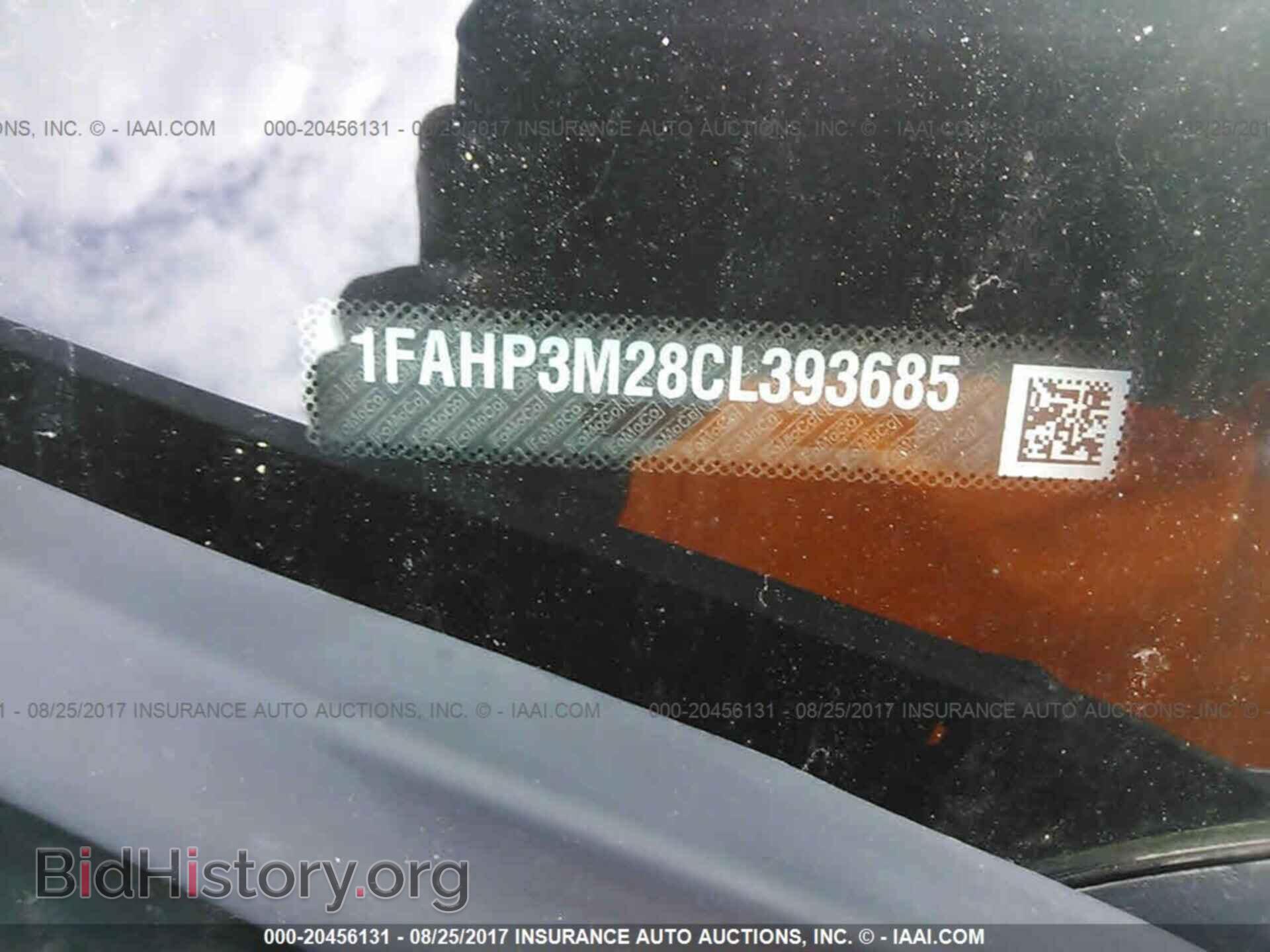 2012 Ford Focus - VIN: 1FAHP3M28CL393685 - Photo 9