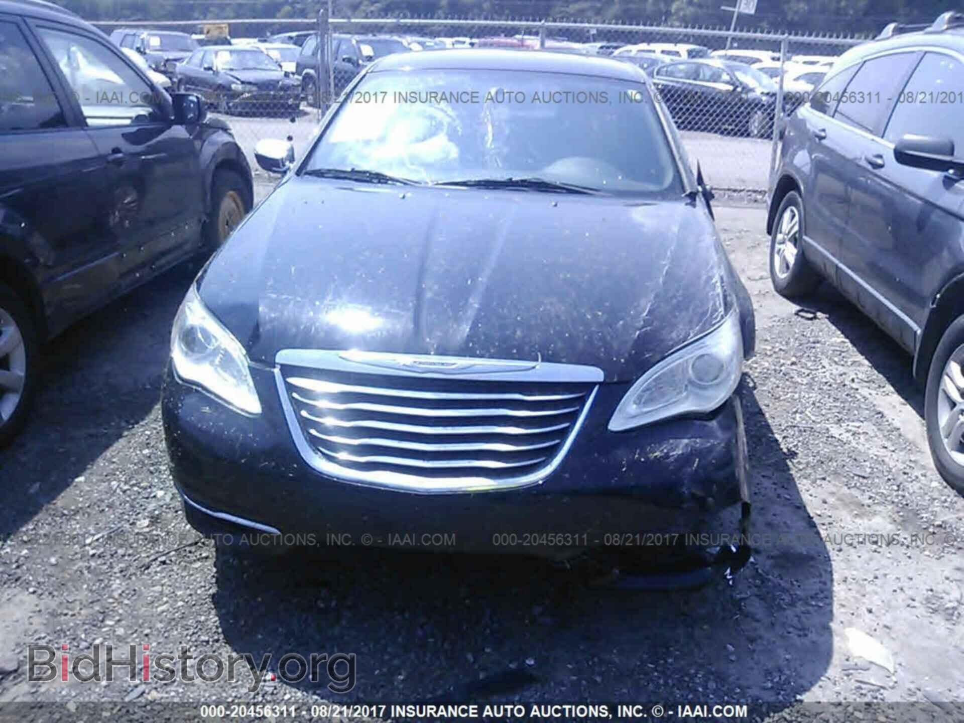 2011 Chrysler 200 - VIN: 1C3BC2FB5BN615853 - Photo 6