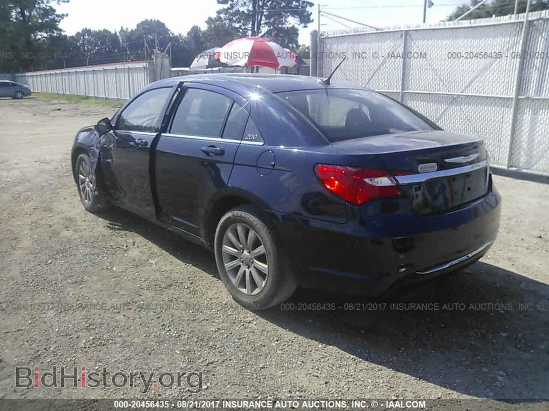 2013 Chrysler 200 - VIN: 1C3CCBBB2DN674601 - Photo 3