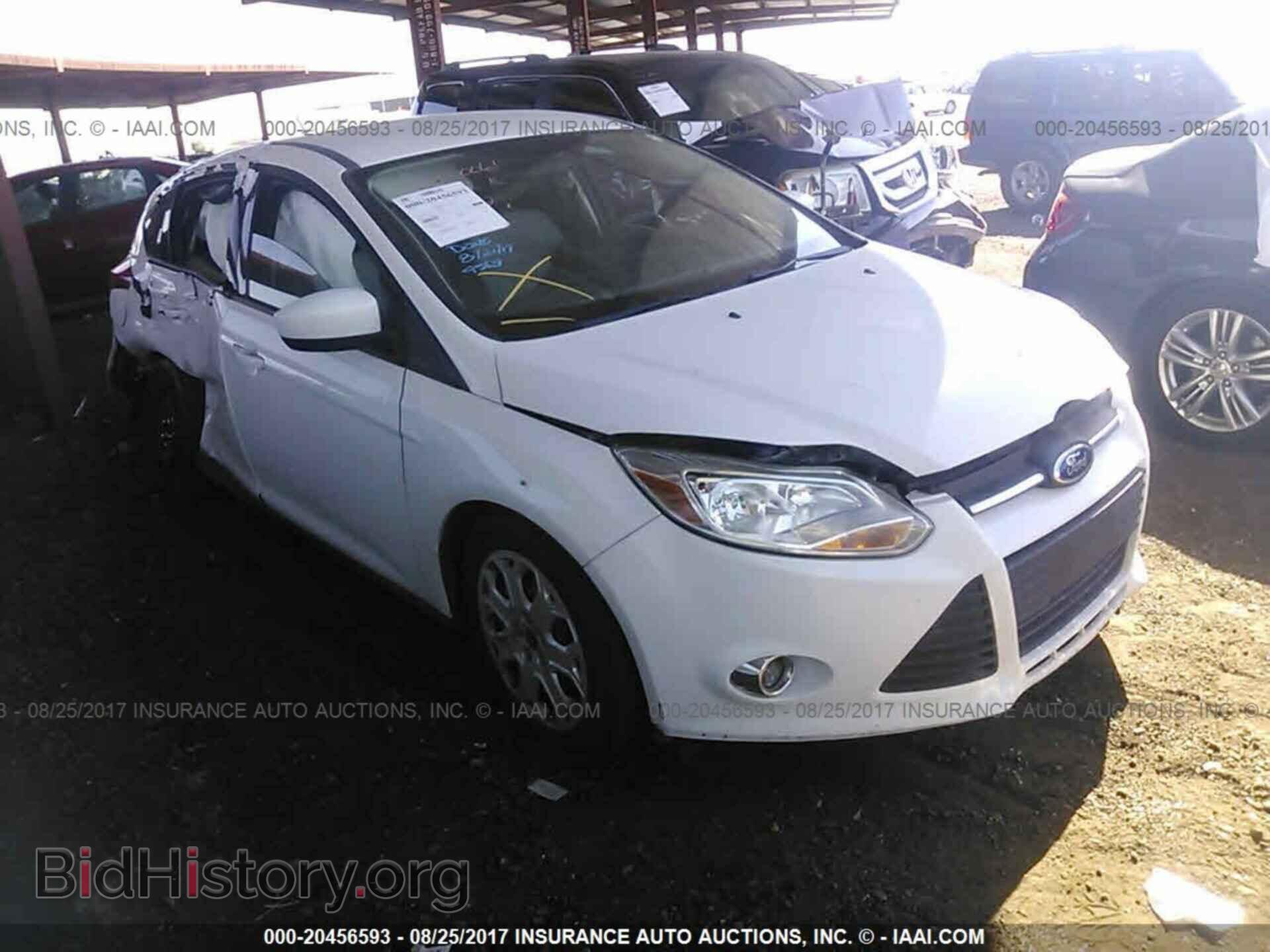 Photo 1FAHP3K21CL339812 - Ford Focus 2012