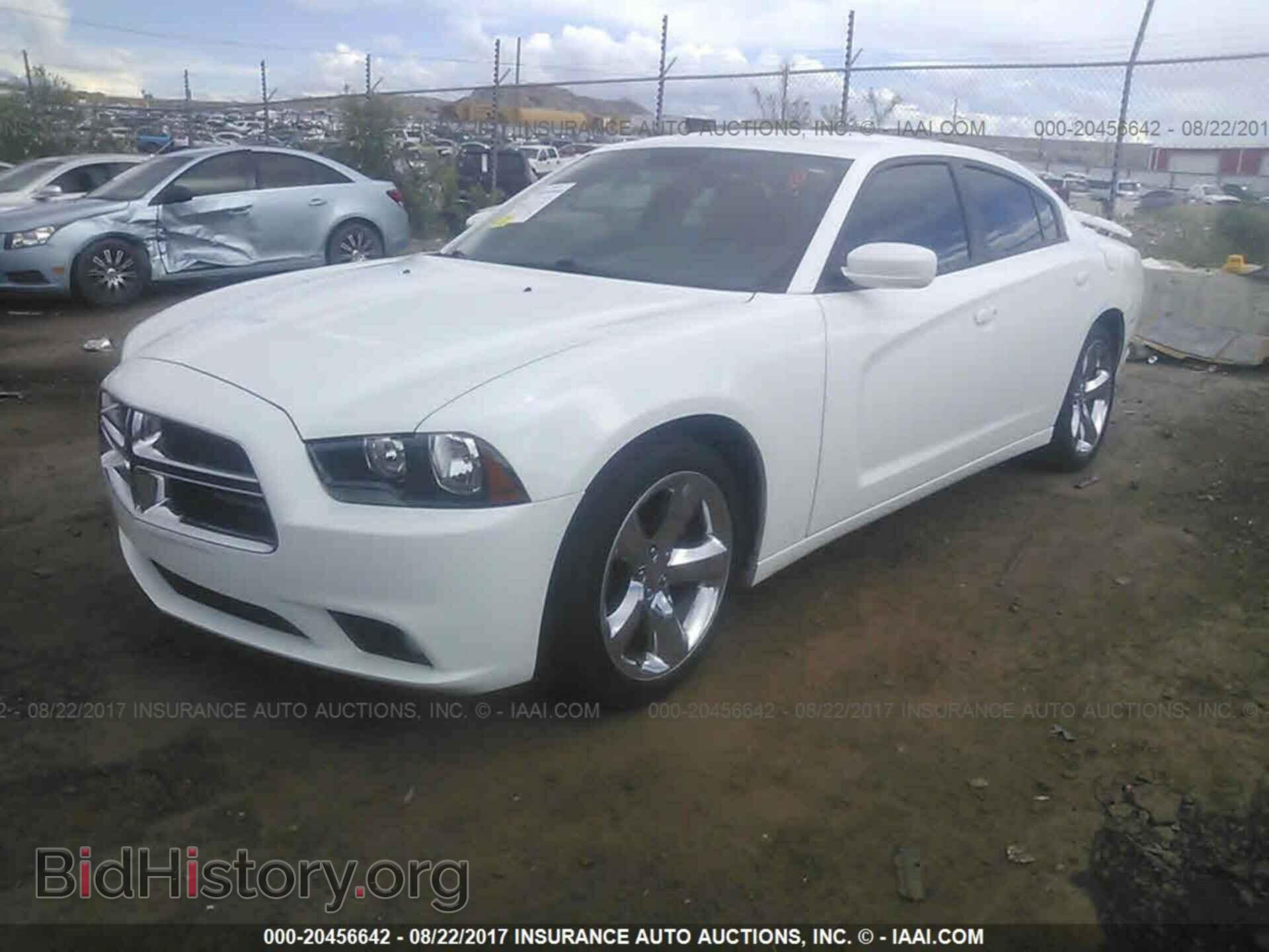 2014 Dodge Charger - VIN: 2C3CDXHG4EH147909 - Фото 2