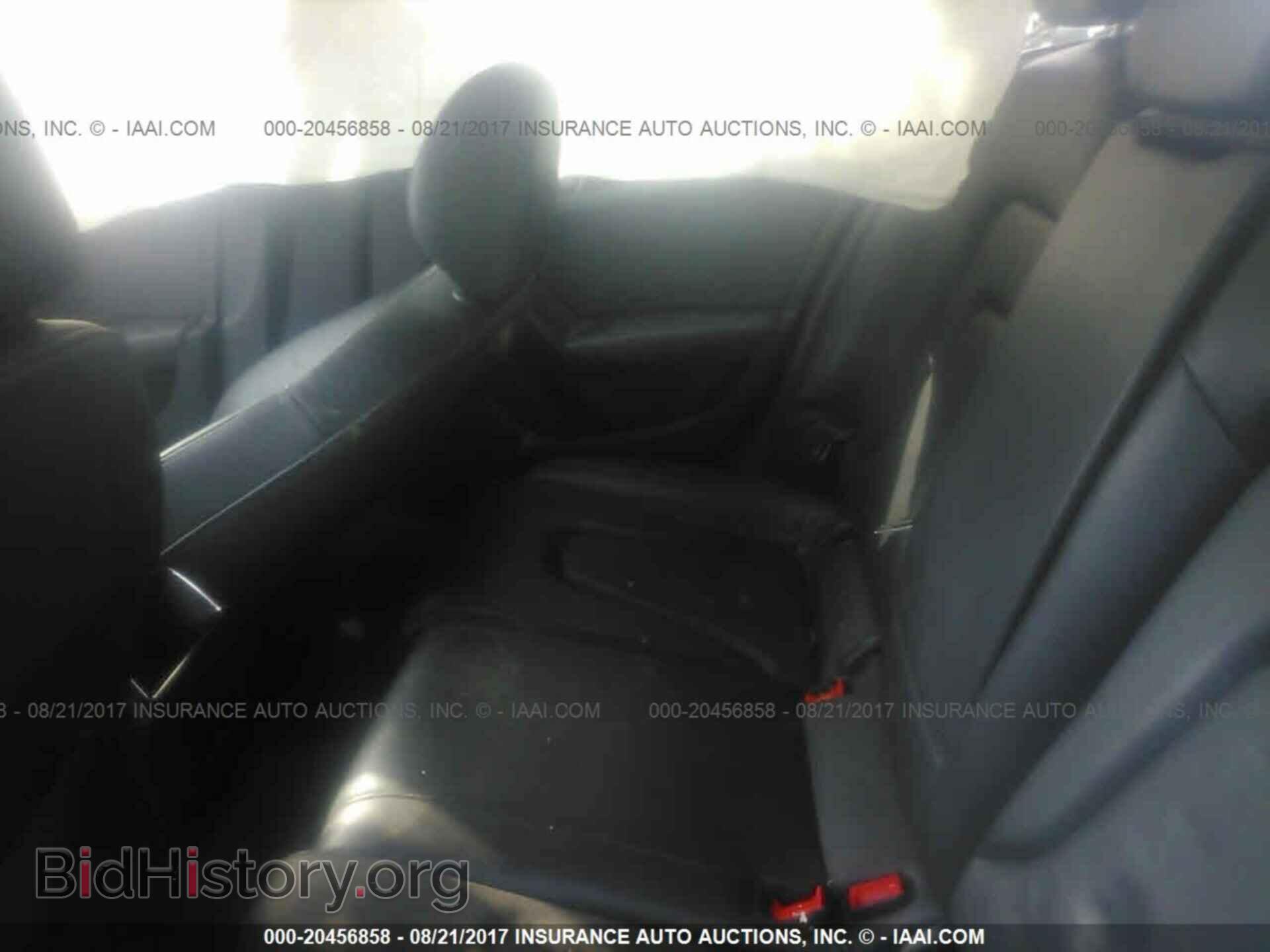 2011 Audi A4 - VIN: WAUBFAFL2BN021255 - Photo 8