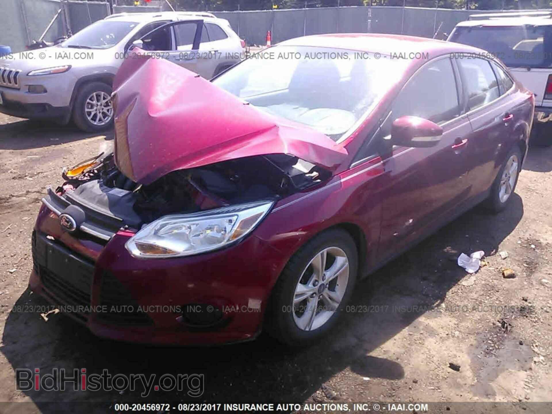 2013 Ford Focus - VIN: 1FADP3F20DL170375 - Фото 2
