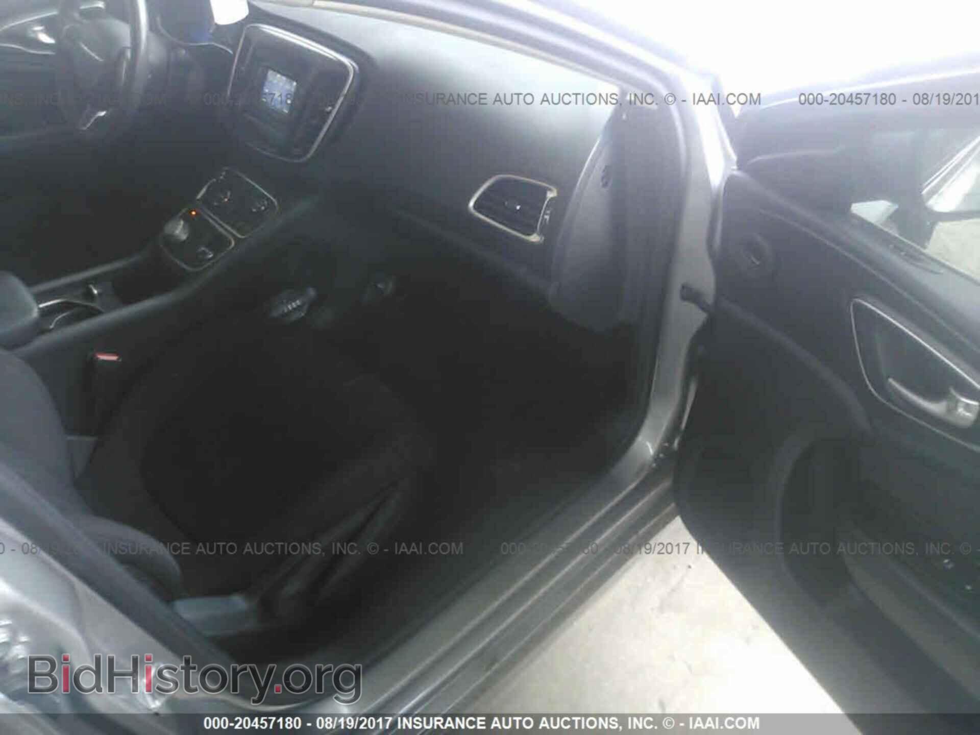 2015 Chrysler 200 - VIN: 1C3CCCAB8FN670983 - Photo 5