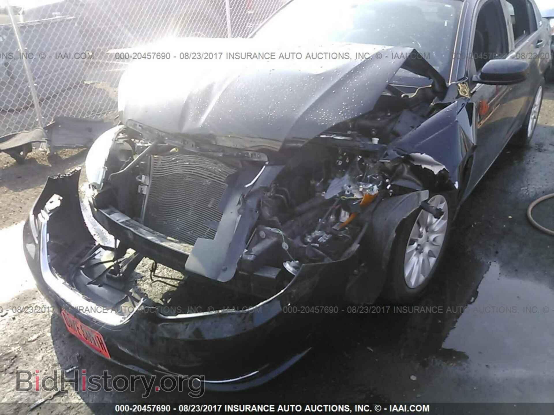 2011 Chrysler 200 - VIN: 1C3BC4FB5BN593218 - Photo 6