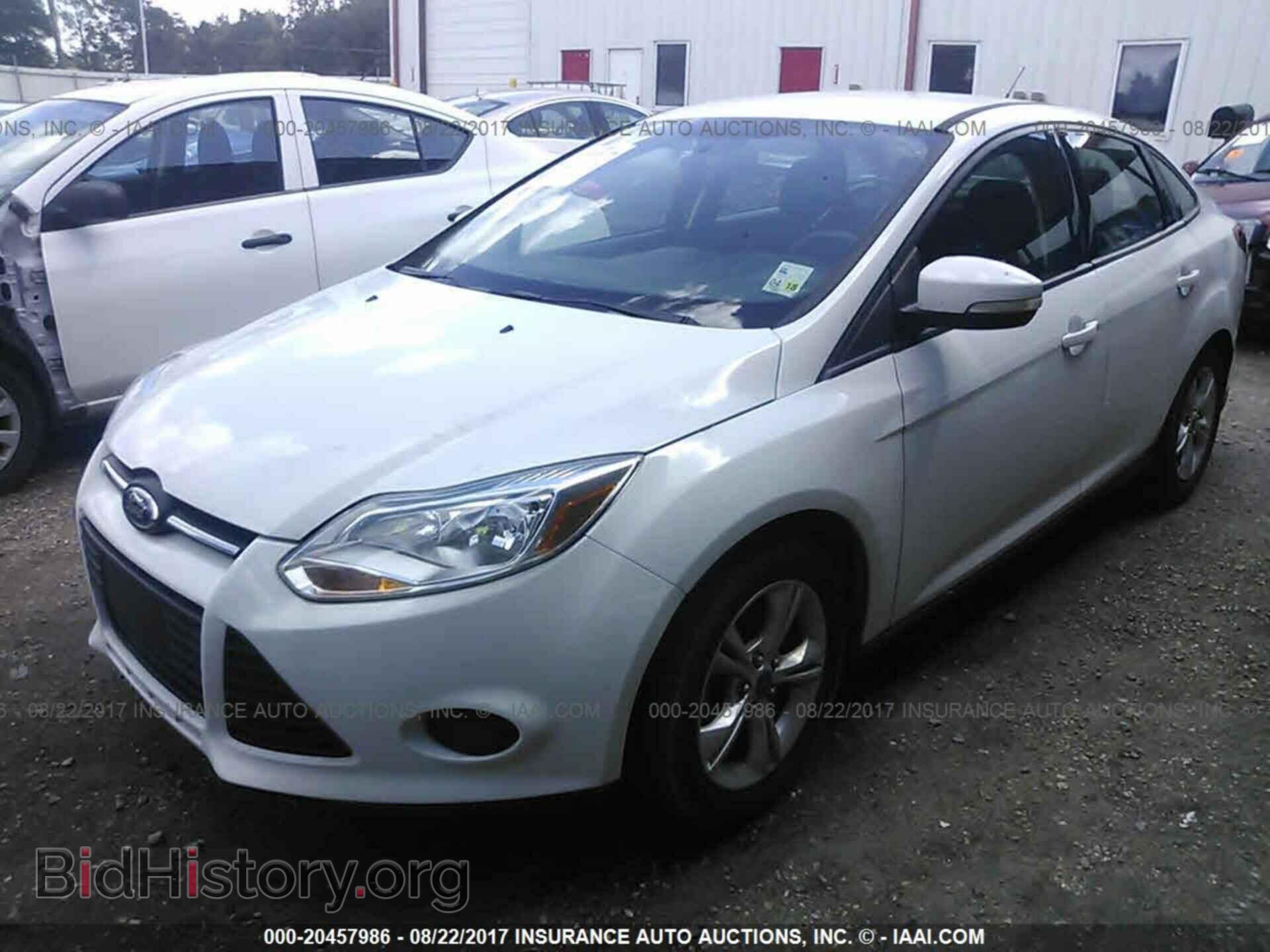 2013 Ford Focus - VIN: 1FADP3F22DL354930 - Photo 2