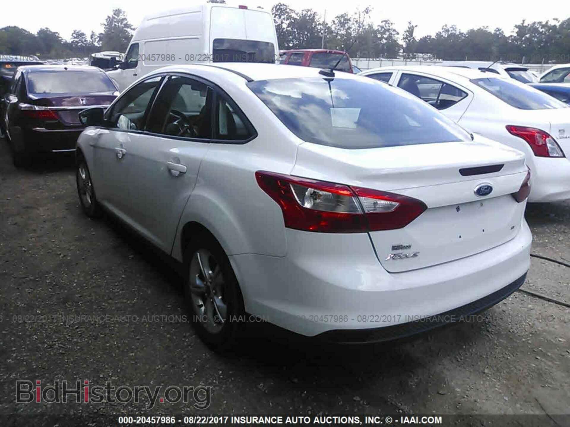 2013 Ford Focus - VIN: 1FADP3F22DL354930 - Photo 3
