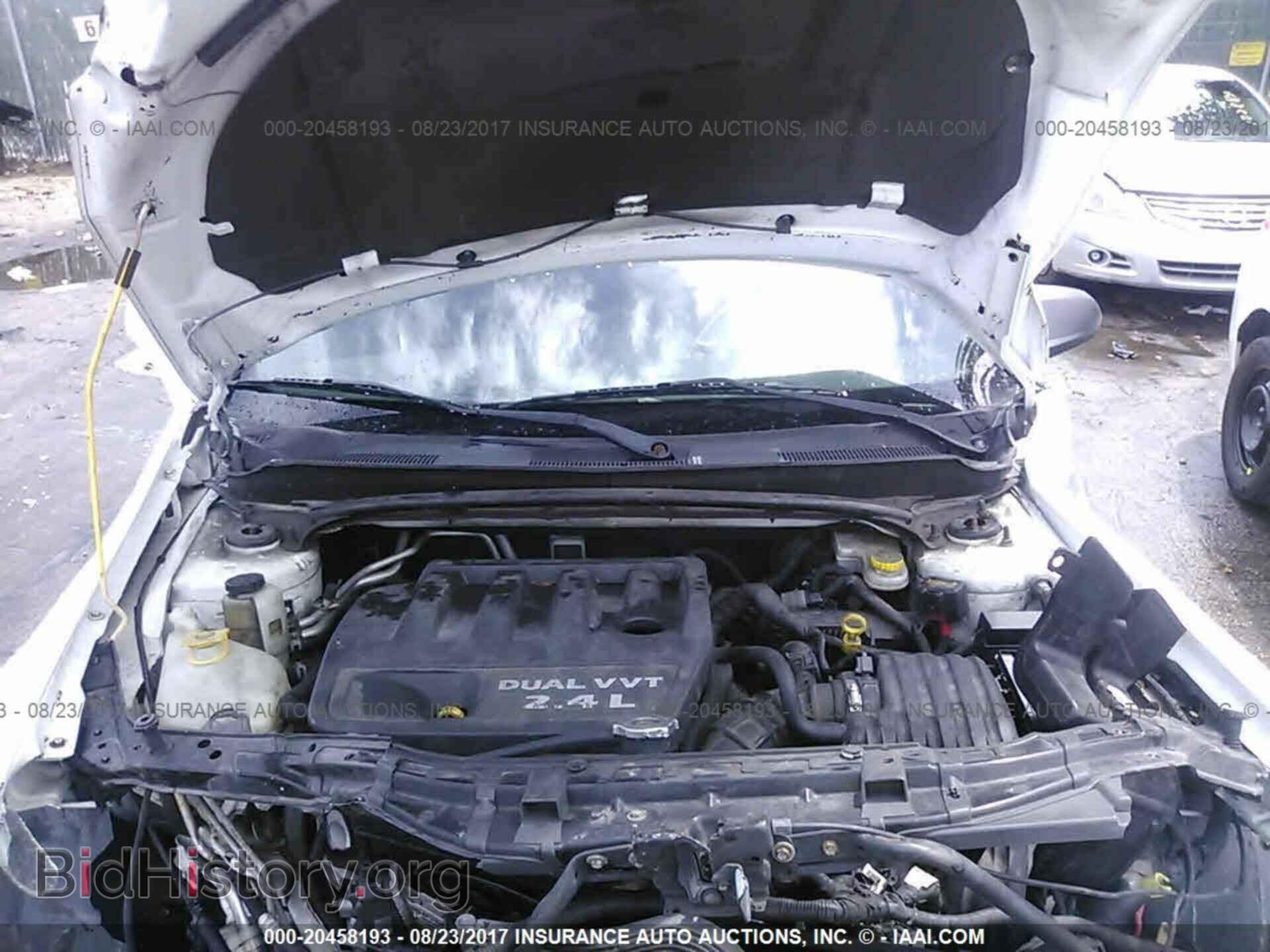 2011 Dodge Avenger - VIN: 1B3BD4FB2BN573101 - Фото 10
