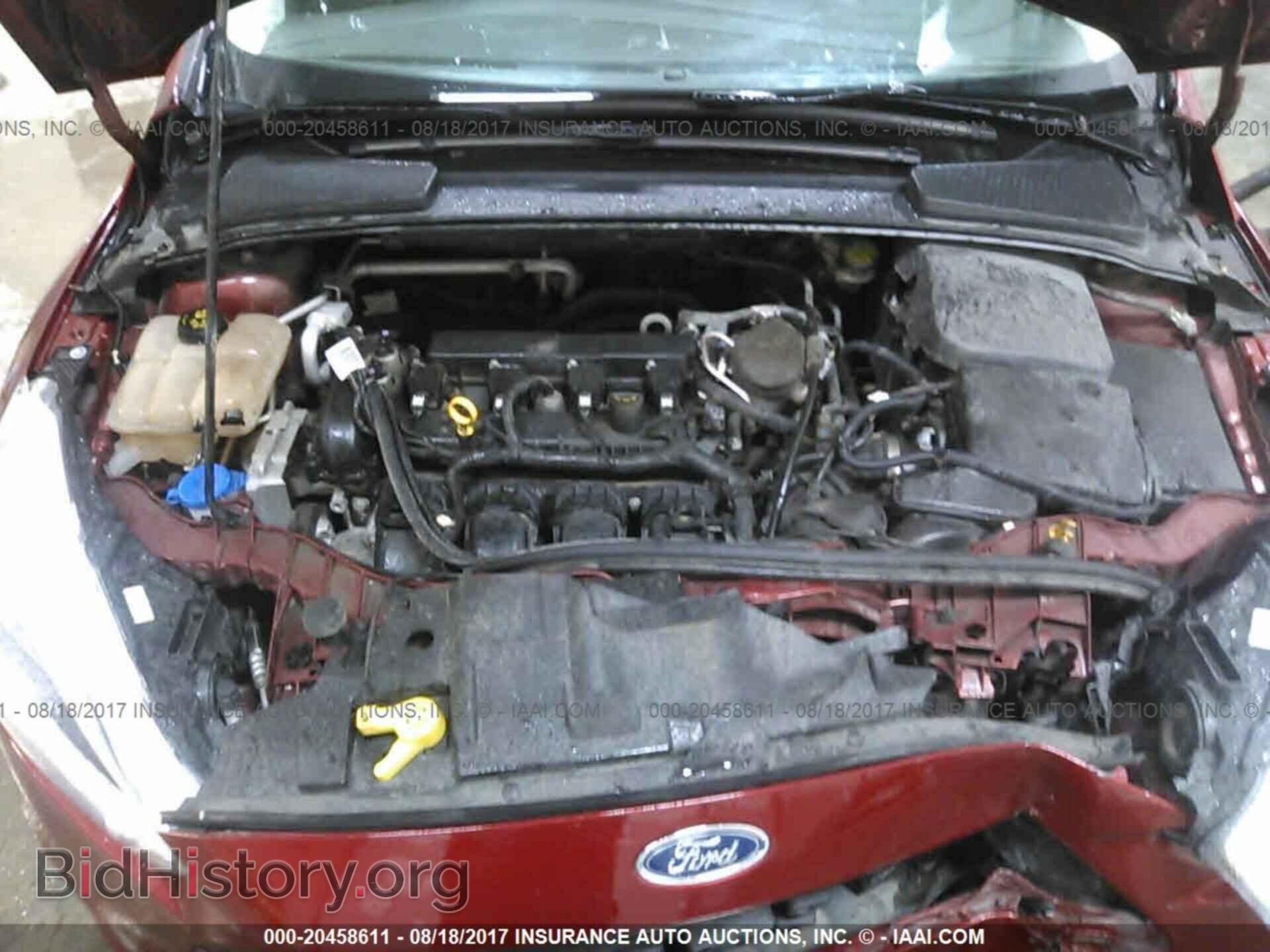 2016 Ford Focus - VIN: 1FADP3F22GL247395 - Photo 10