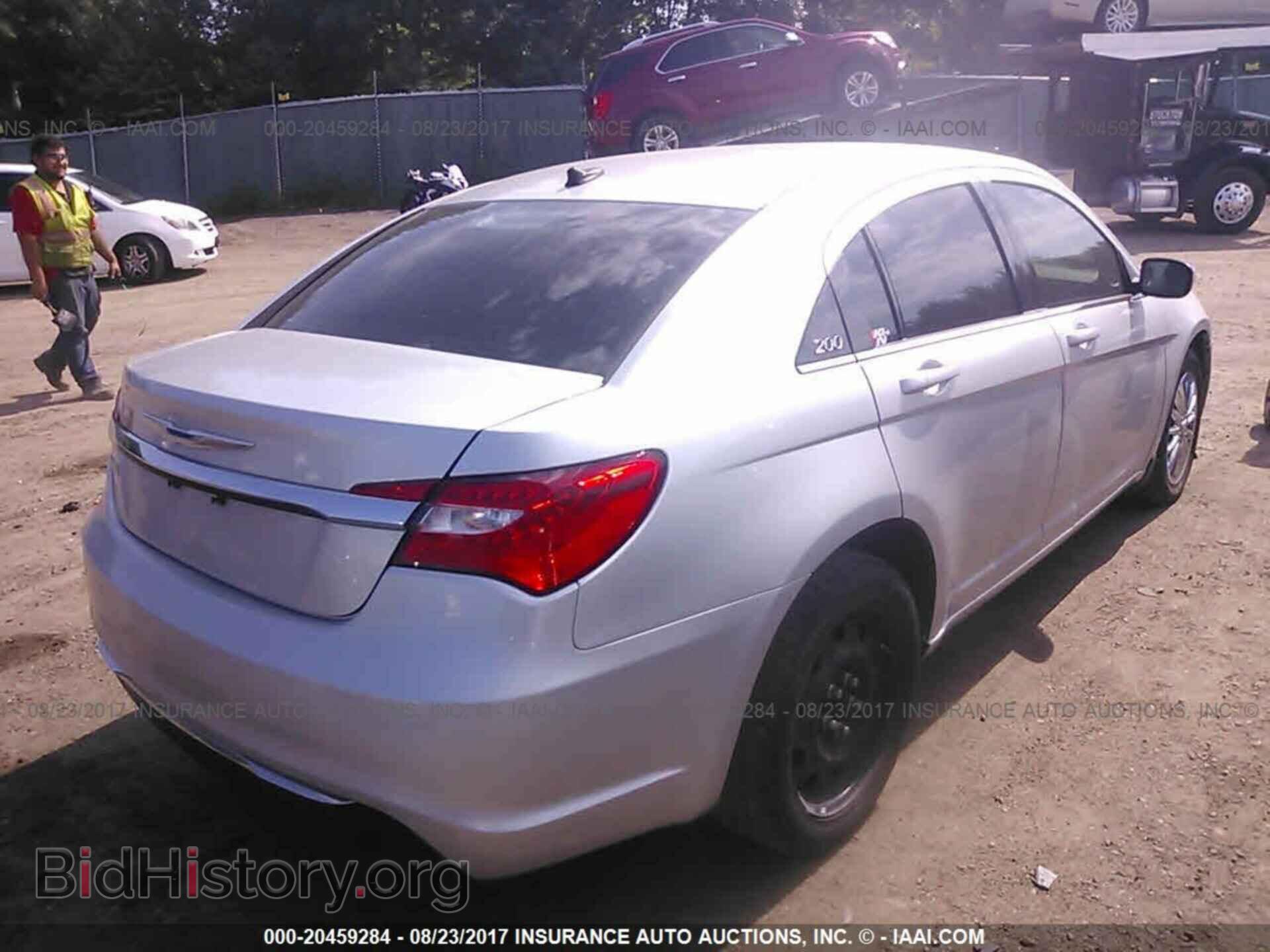 2012 Chrysler 200 - VIN: 1C3CCBAG2CN203687 - Фото 4