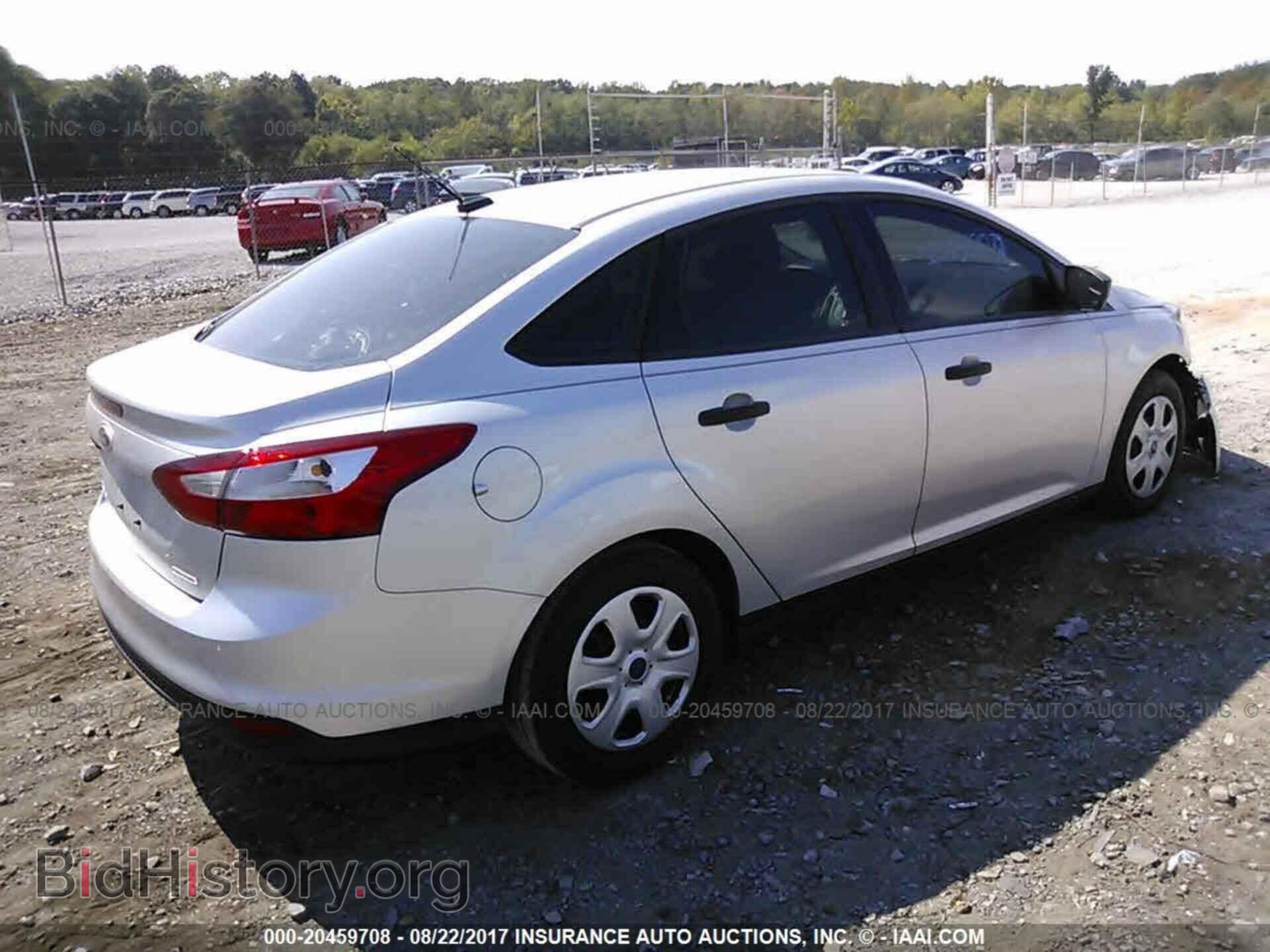 2013 Ford Focus - VIN: 1FADP3E28DL225897 - Фото 4