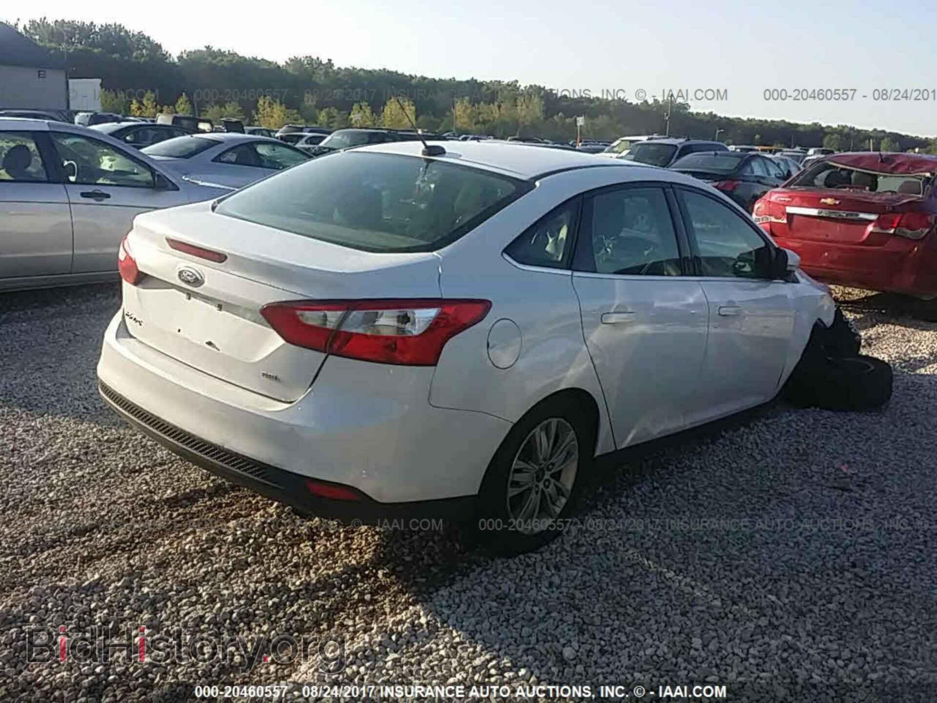 2012 Ford Focus - VIN: 1FAHP3H28CL363239 - Photo 4