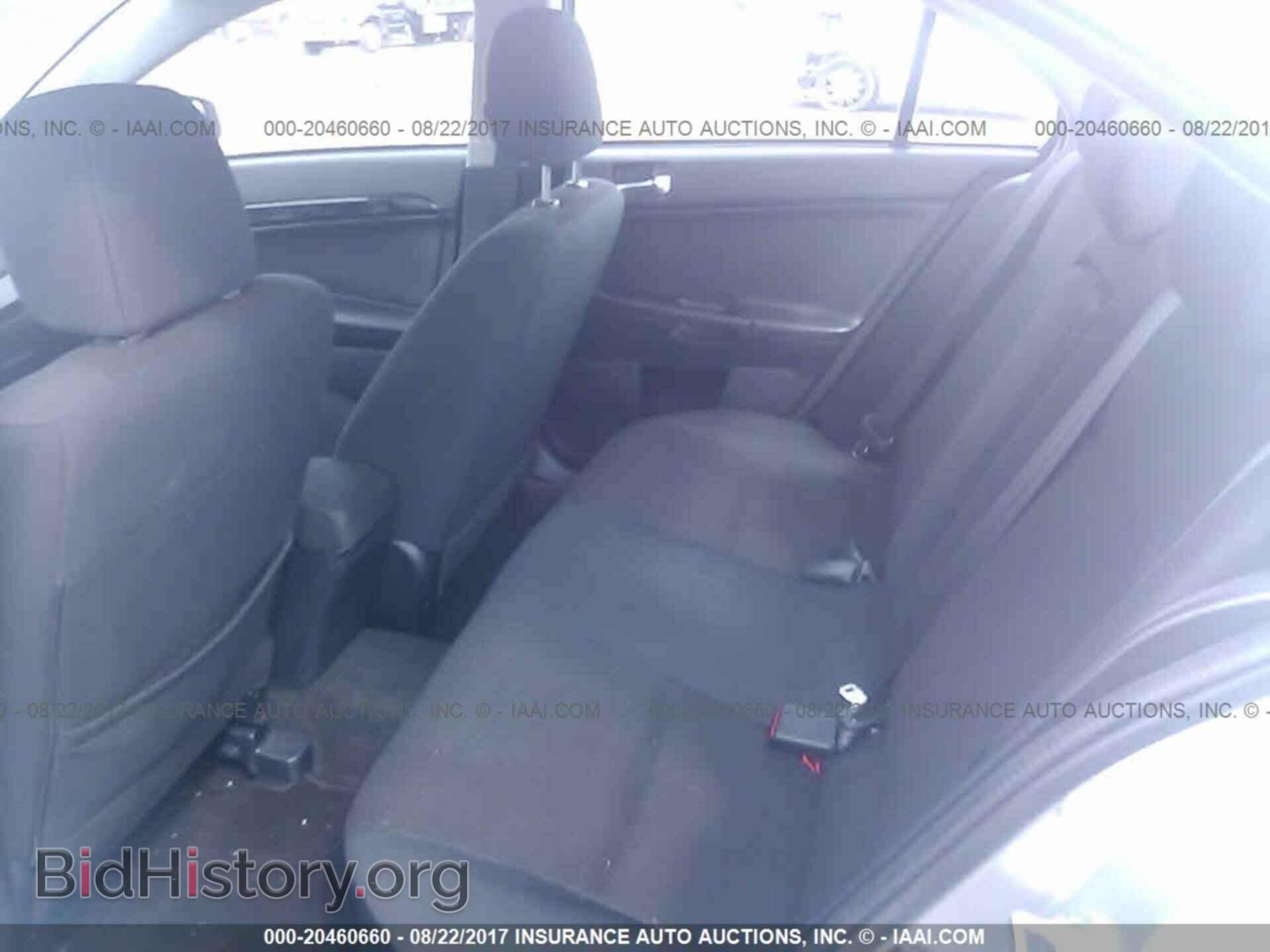 2016 Mitsubishi Lancer - VIN: JA32U2FU2GU001073 - Photo 8