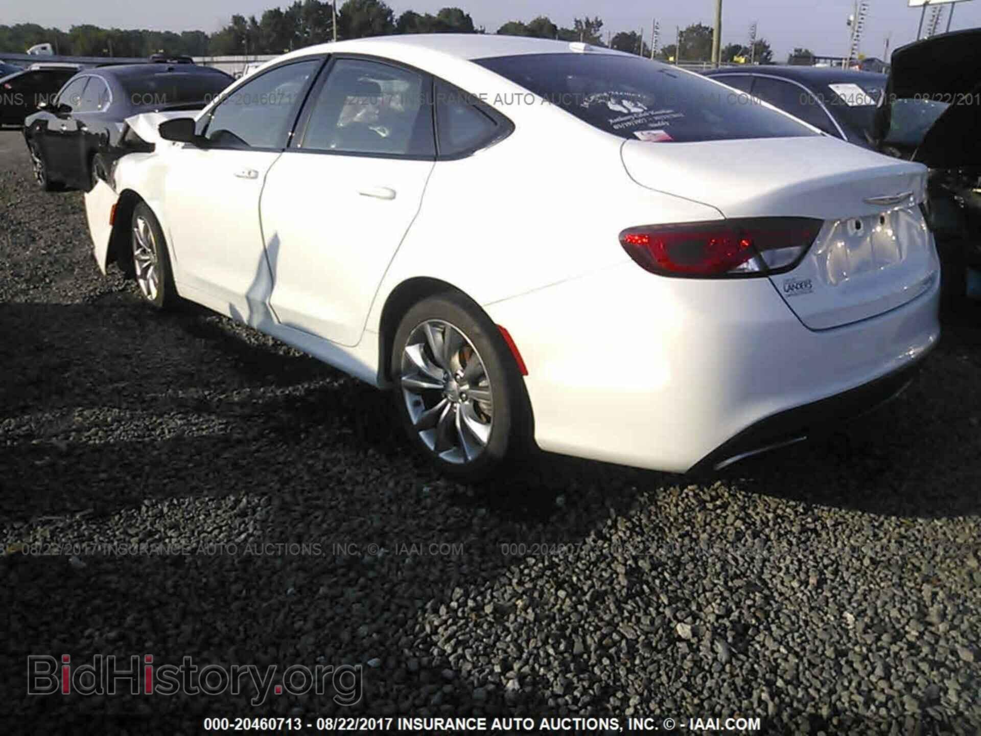 2015 Chrysler 200 - VIN: 1C3CCCBB4FN537653 - Photo 3