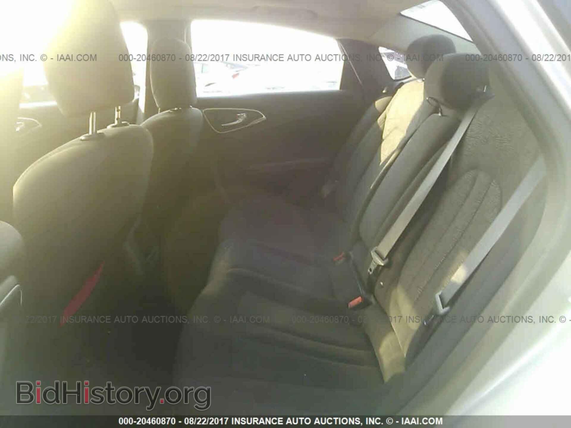 2015 Chrysler 200 - VIN: 1C3CCCAB9FN631142 - Photo 8