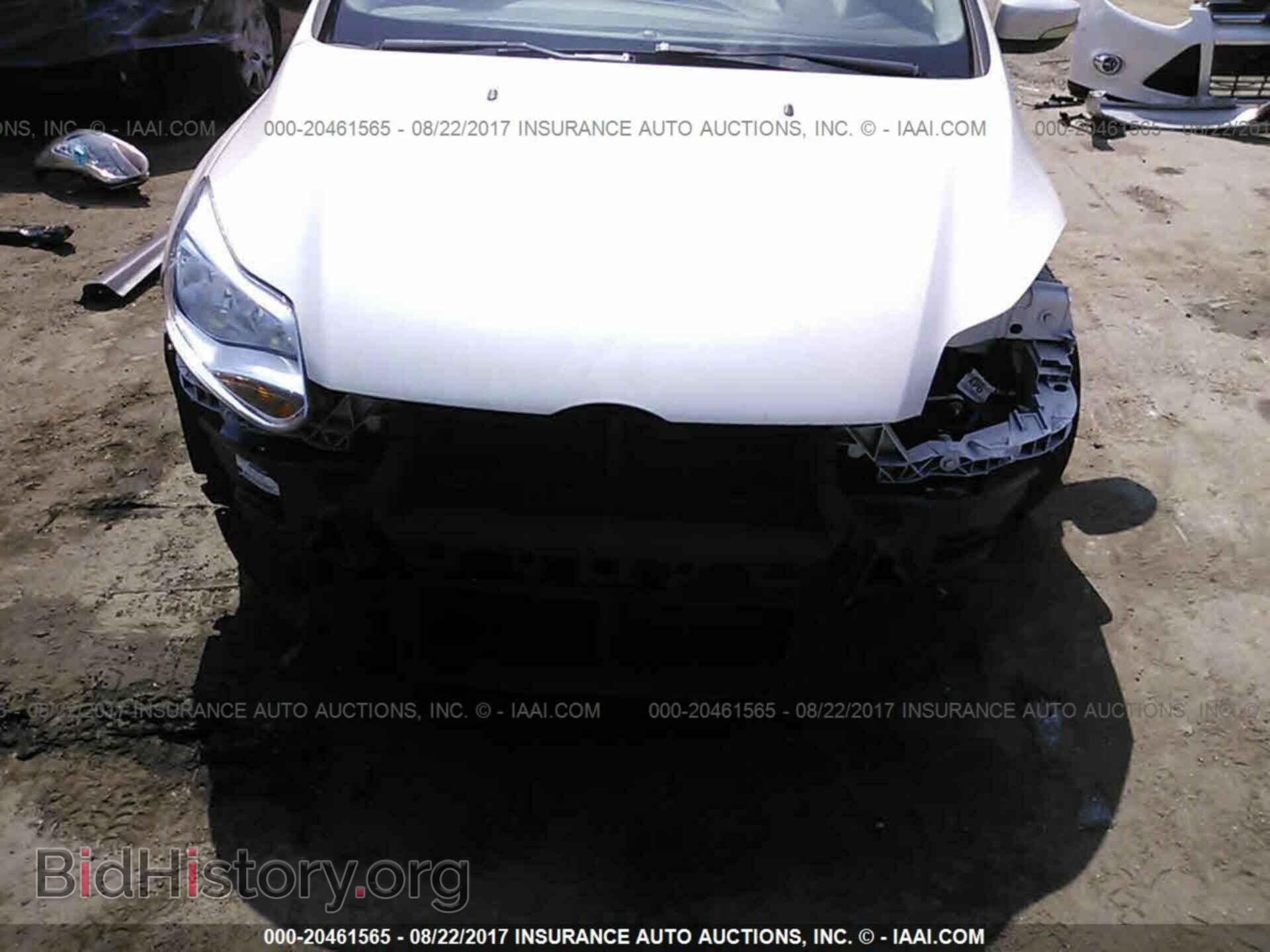 2012 Ford Focus - VIN: 1FAHP3M27CL420424 - Photo 6