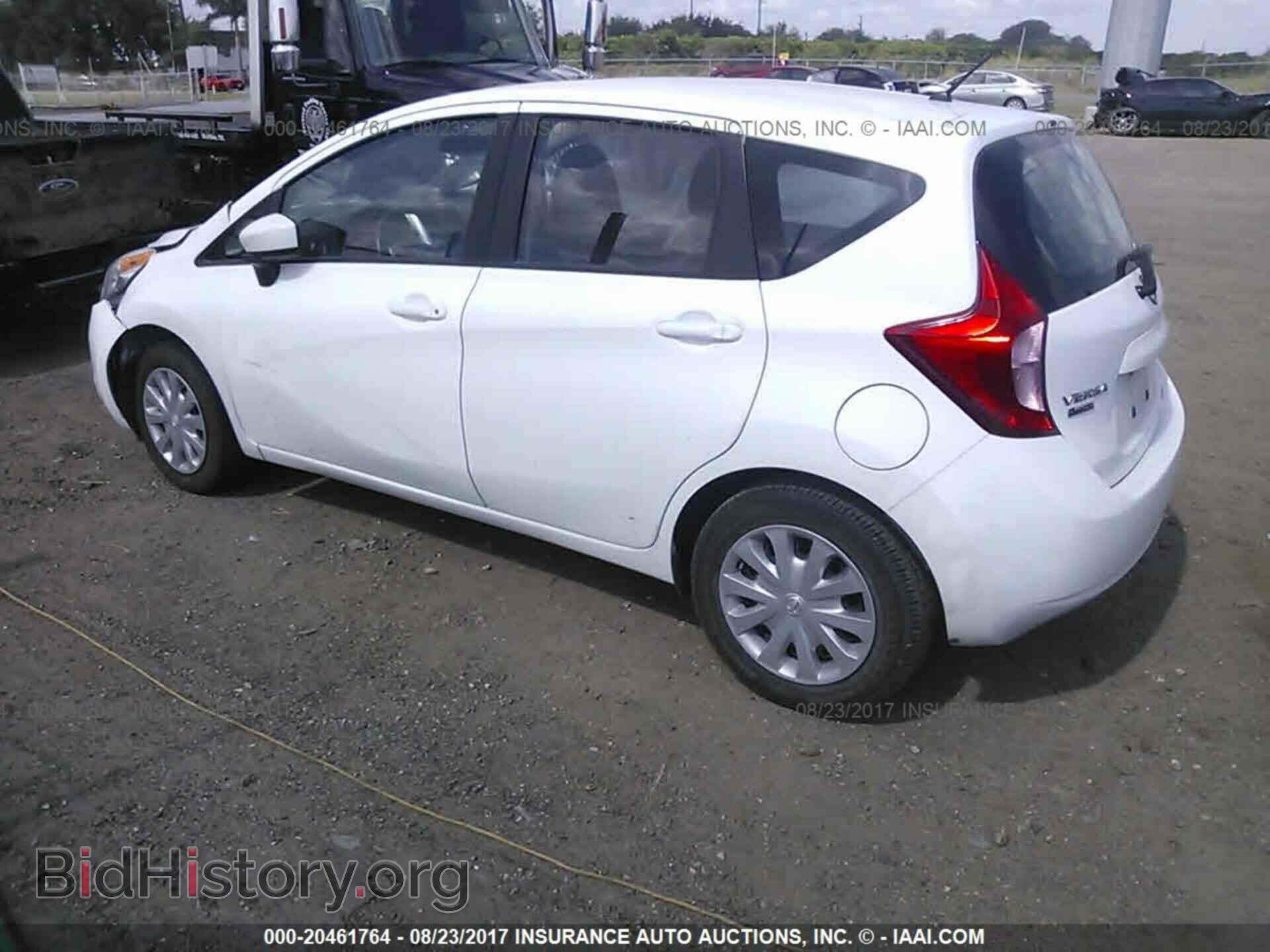 2015 Nissan Versa note - VIN: 3N1CE2CP5FL411640 - Photo 3