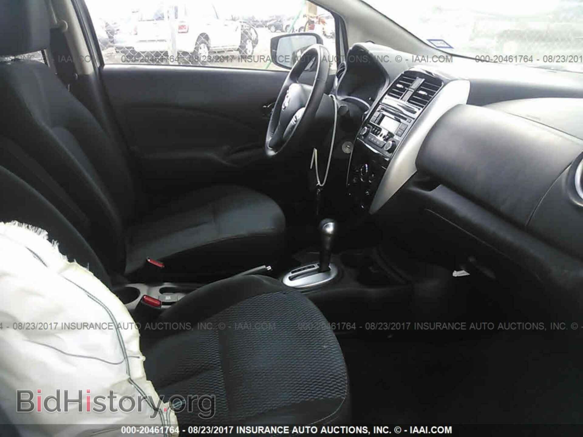 2015 Nissan Versa note - VIN: 3N1CE2CP5FL411640 - Photo 5