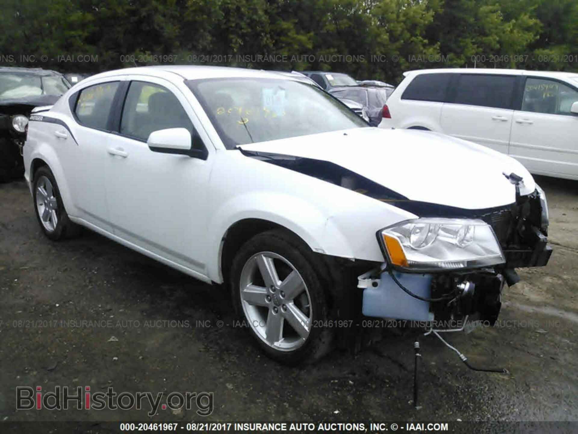 Photo 1B3BD1FB4BN577231 - Dodge Avenger 2011