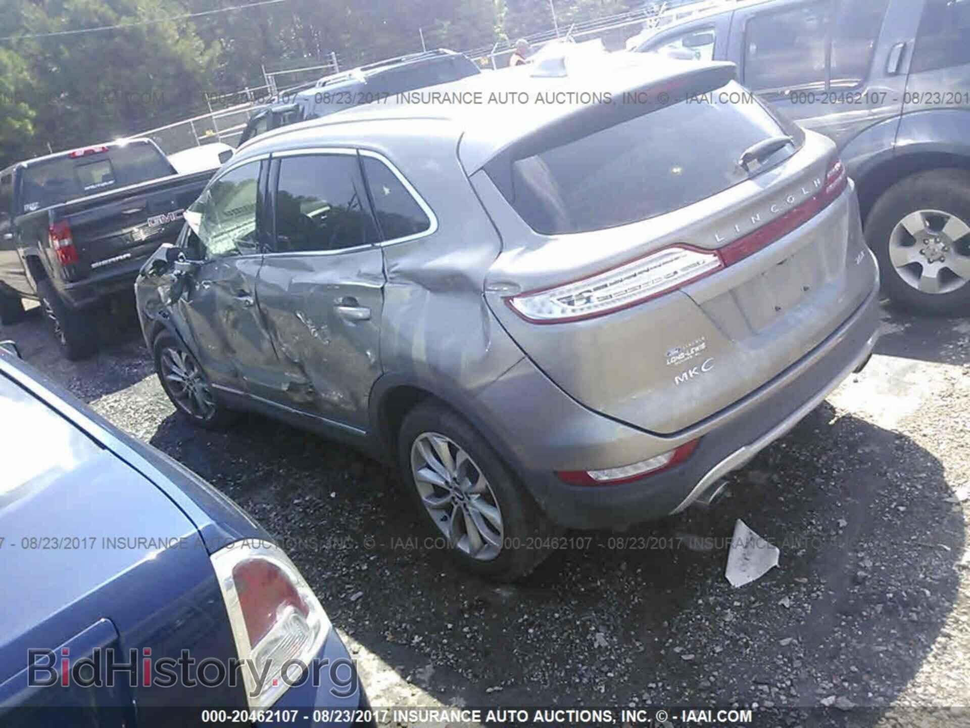 2017 Lincoln Mkc - VIN: 5LMCJ2C96HUL13793 - Photo 3