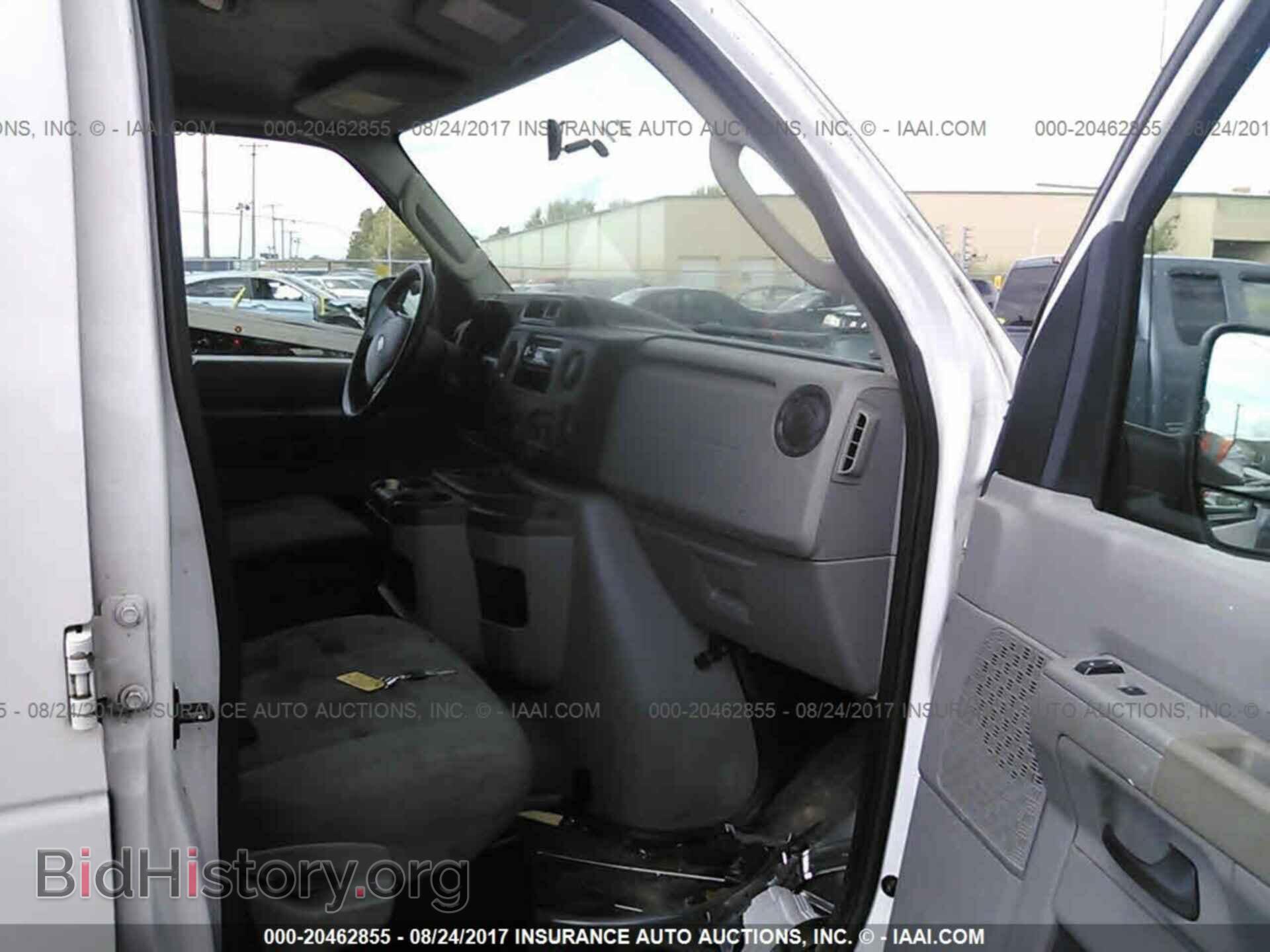 2011 Ford Econoline - VIN: 1FTNE2EW5BDA77300 - Photo 5