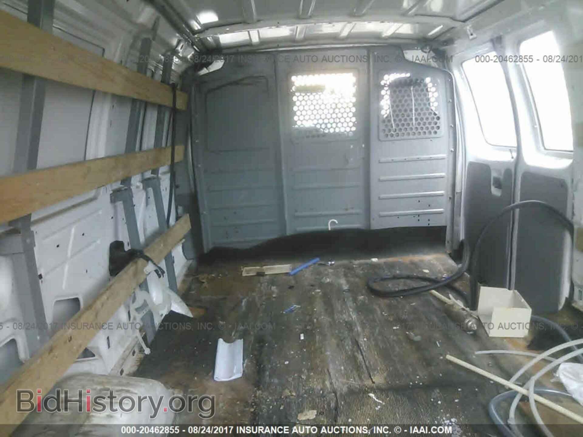 2011 Ford Econoline - VIN: 1FTNE2EW5BDA77300 - Photo 8