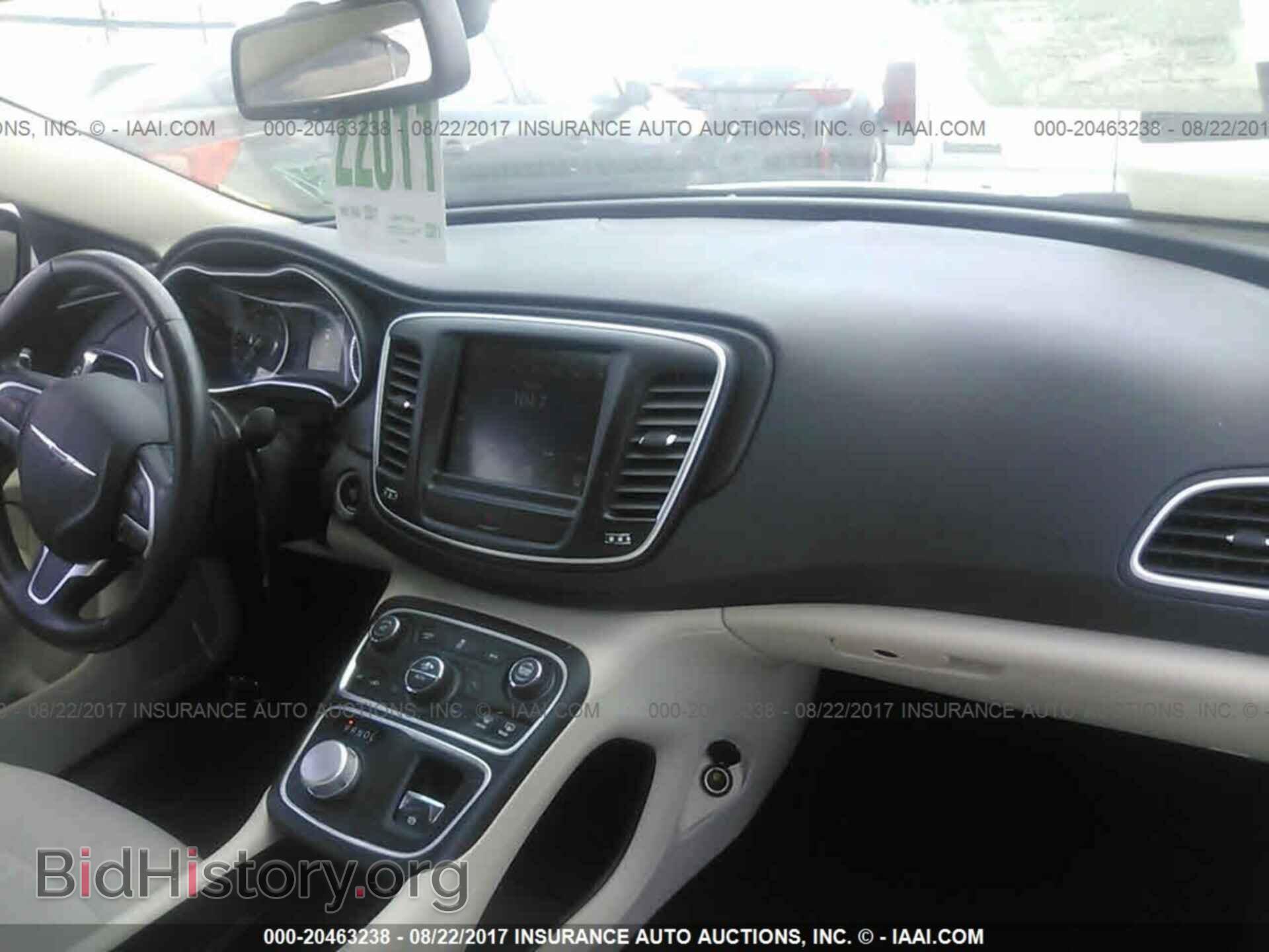 2015 Chrysler 200 - VIN: 1C3CCCAB8FN614641 - Photo 5