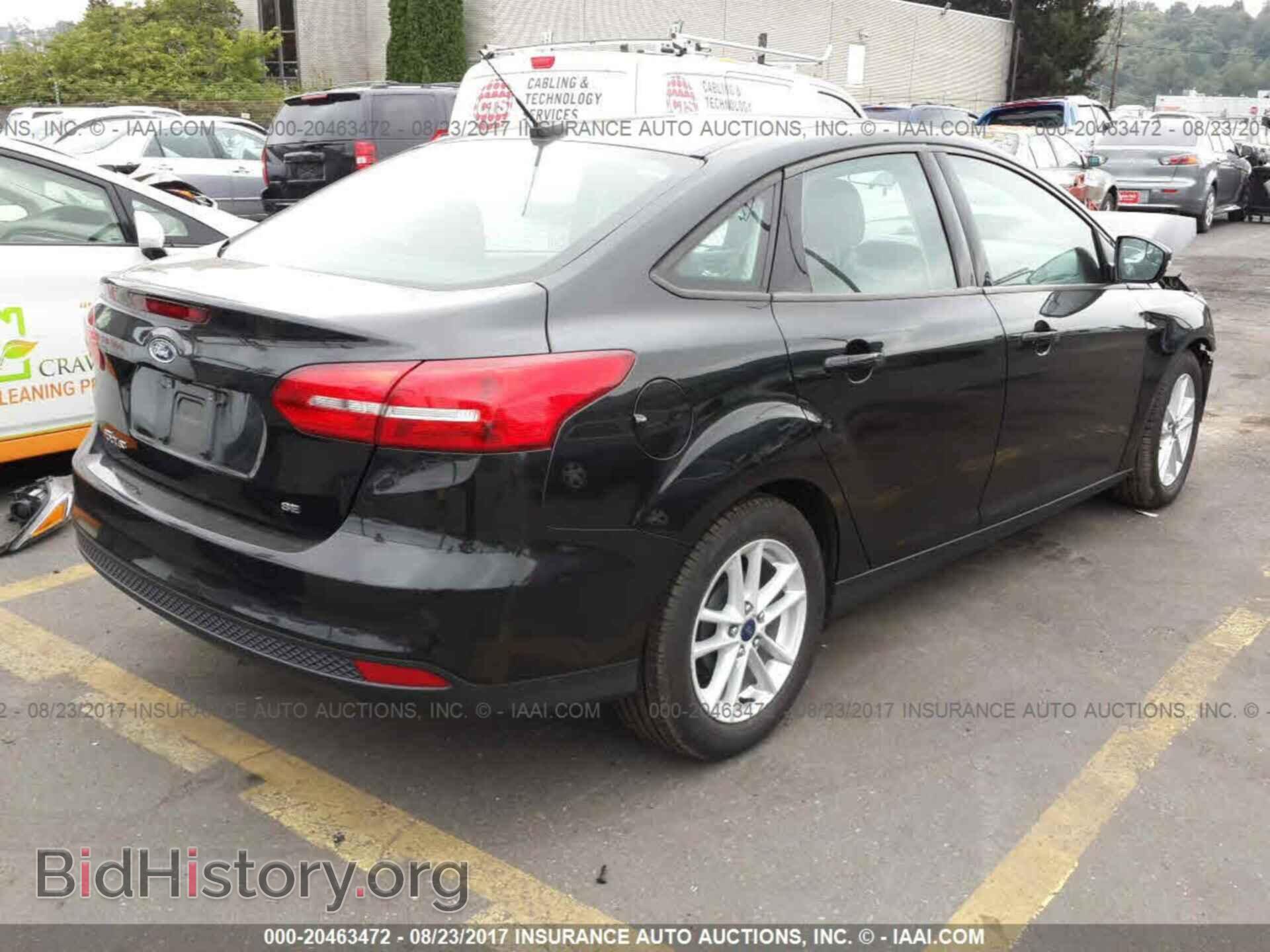 2015 Ford Focus - VIN: 1FADP3F2XFL222520 - Photo 4
