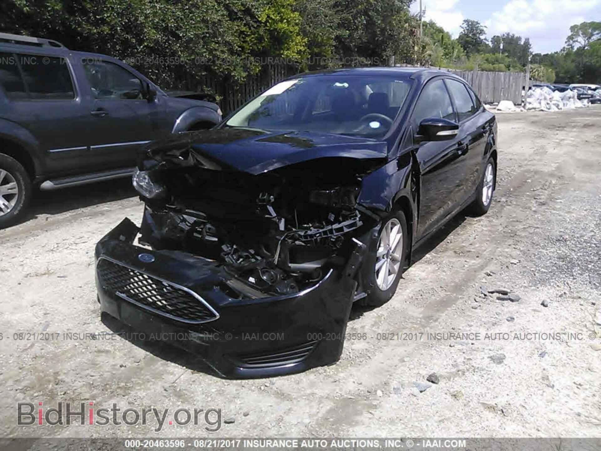 2016 Ford Focus - VIN: 1FADP3F29GL239178 - Photo 2