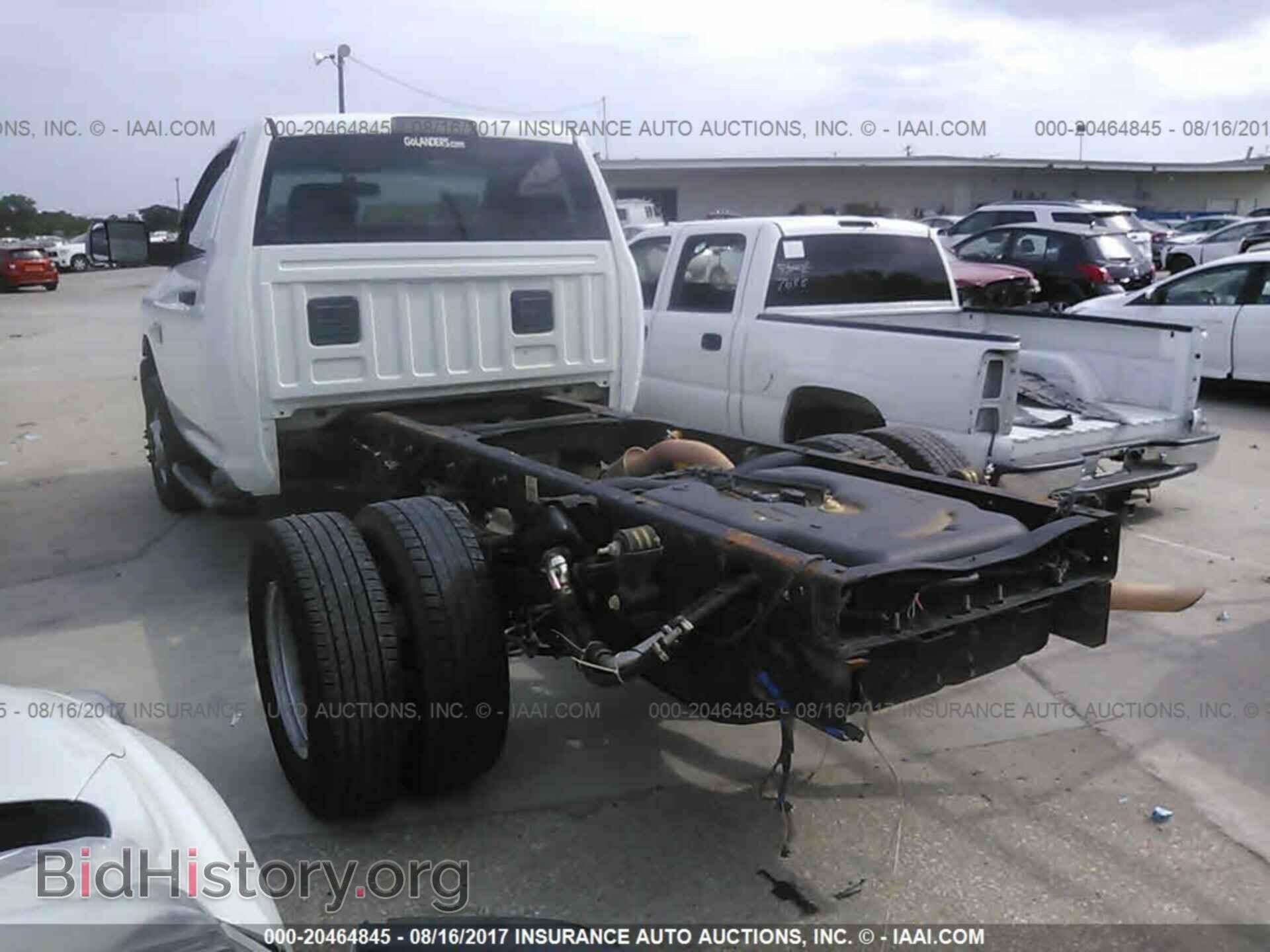 2011 Dodge Ram 3500 - VIN: 3D6WF4ET8BG505246 - Фото 3