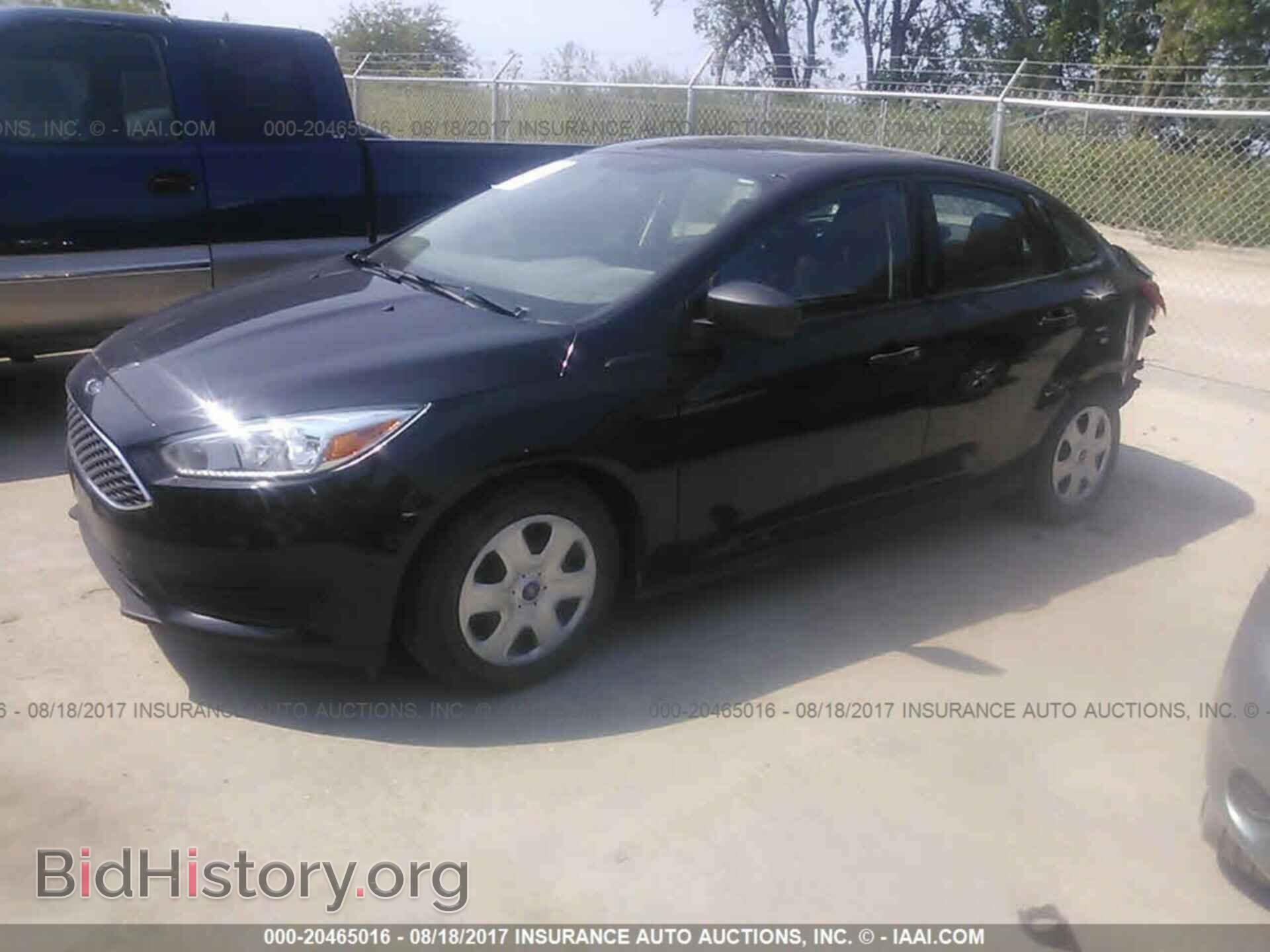 2015 Ford Focus - VIN: 1FADP3E2XFL278216 - Фото 2