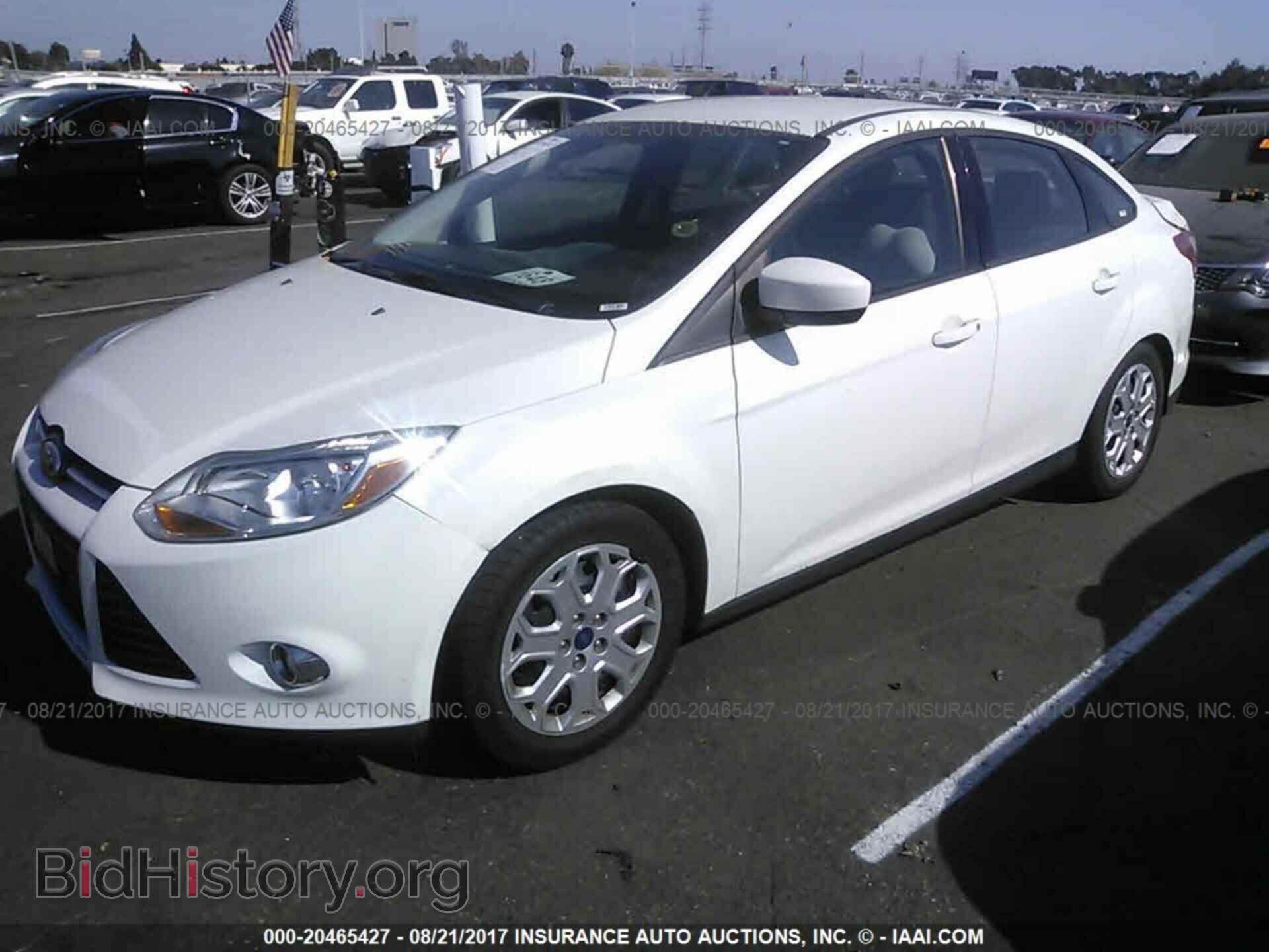 2012 Ford Focus - VIN: 1FAHP3F26CL454948 - Photo 2