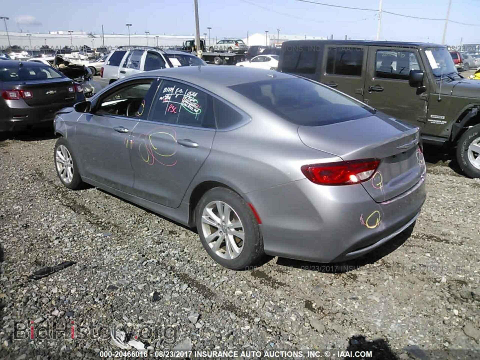 2015 Chrysler 200 - VIN: 1C3CCCAB3FN546670 - Фото 3