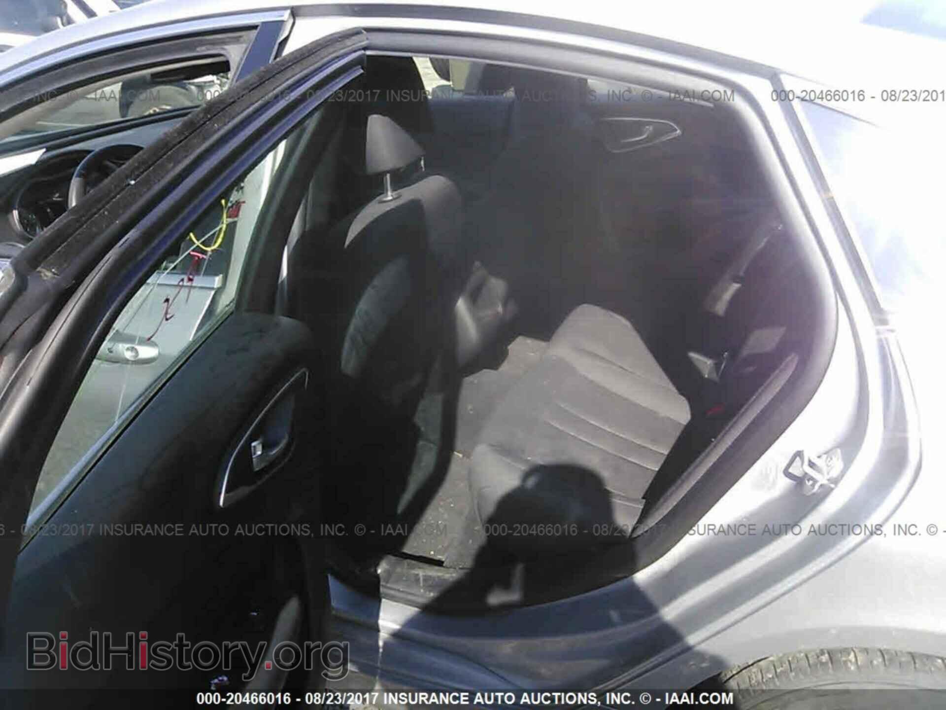 2015 Chrysler 200 - VIN: 1C3CCCAB3FN546670 - Фото 8