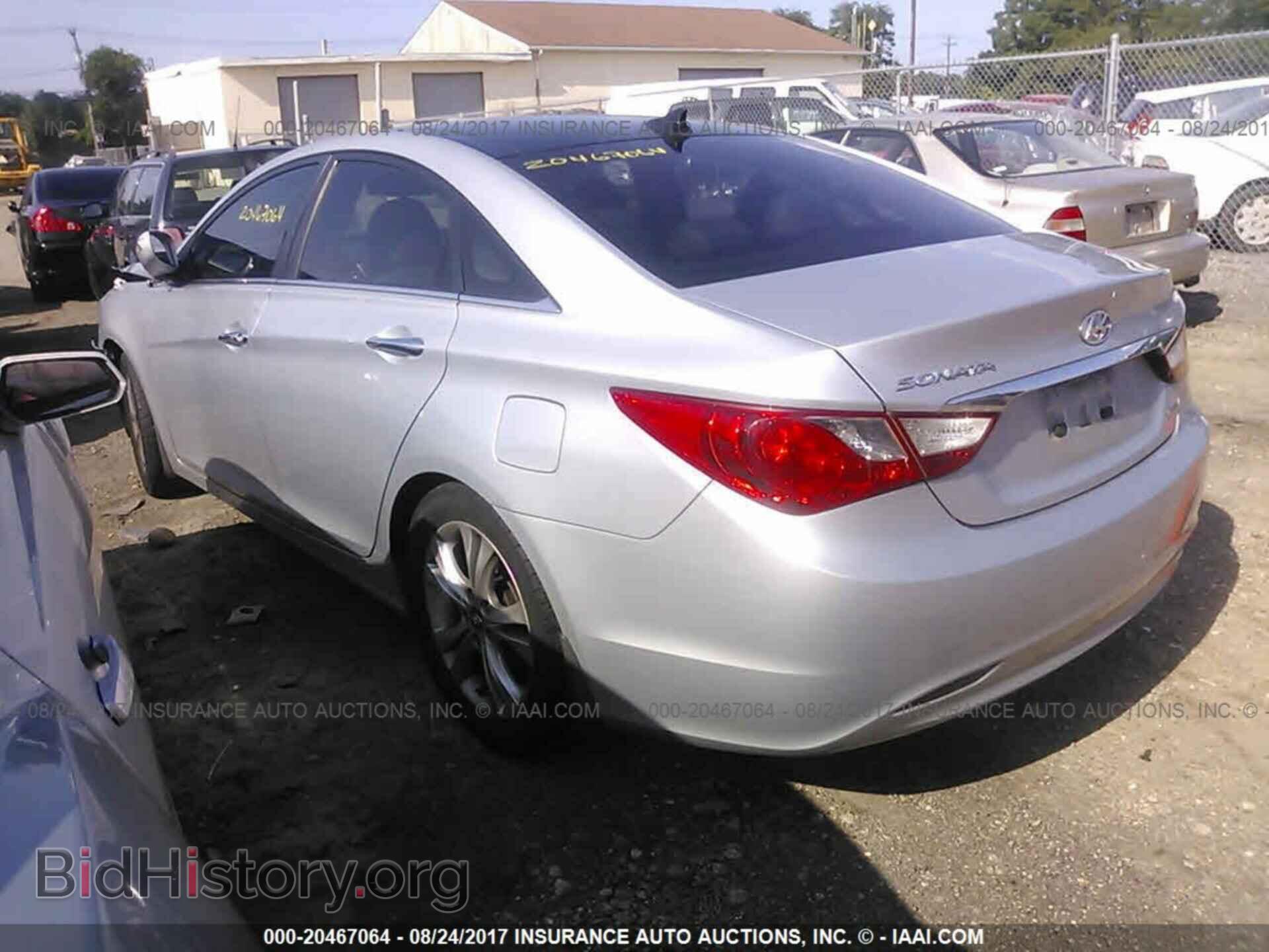 2012 Hyundai Sonata - VIN: 5NPEC4AC0CH348384 - Photo 3