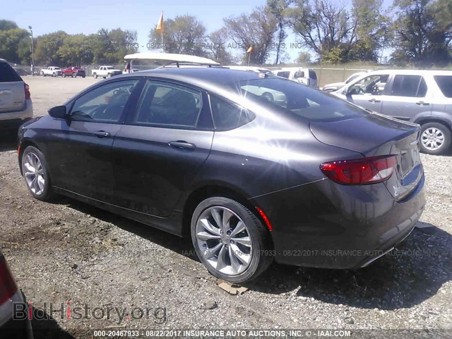 2015 Chrysler 200 - VIN: 1C3CCCBB7FN719329 - Photo 3