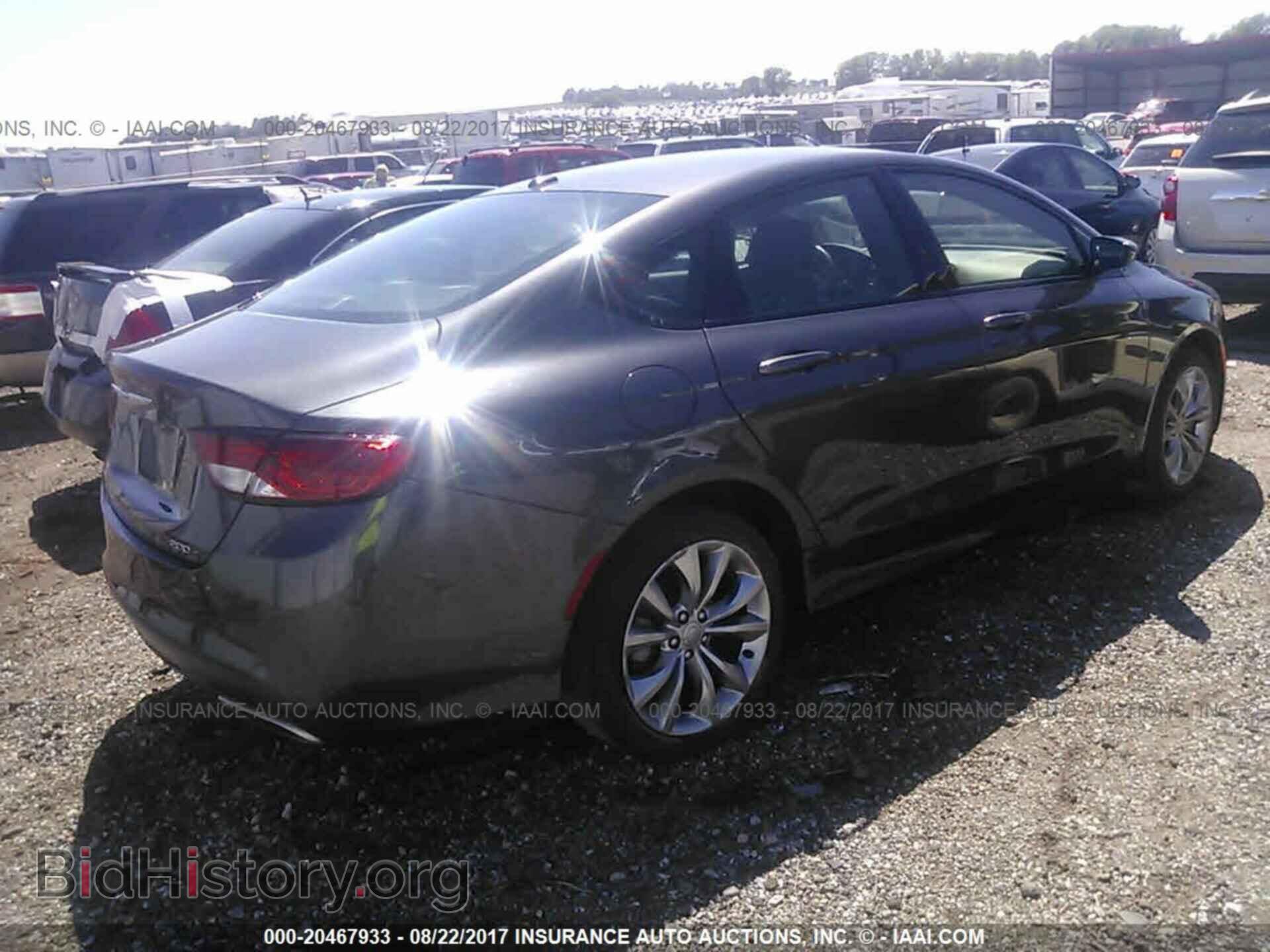 2015 Chrysler 200 - VIN: 1C3CCCBB7FN719329 - Photo 4