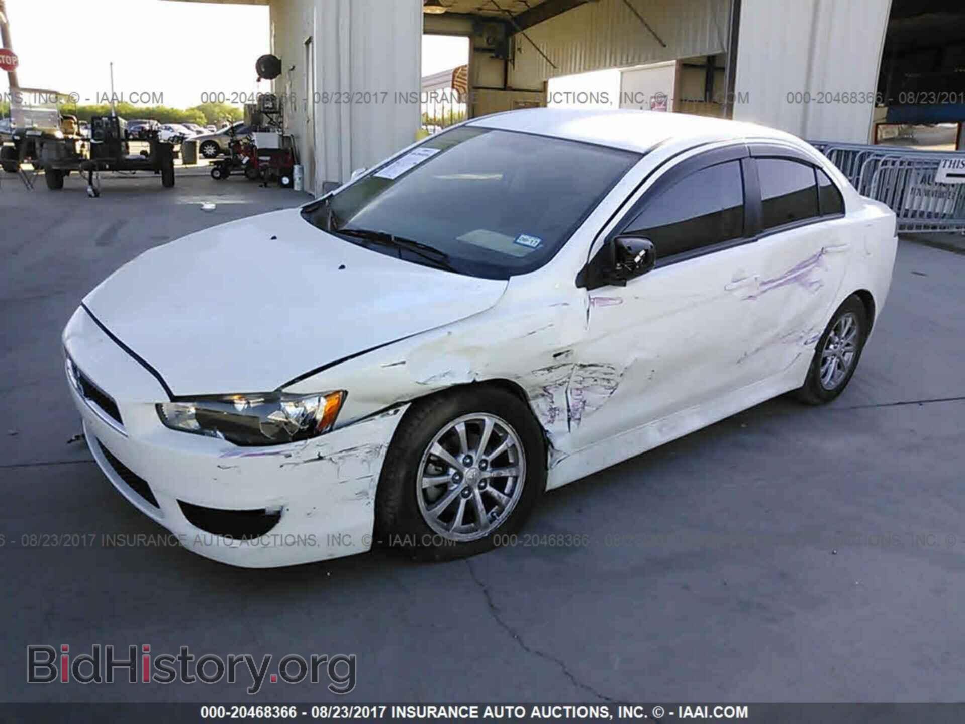 2014 Mitsubishi Lancer - VIN: JA32U2FU8EU002158 - Фото 2