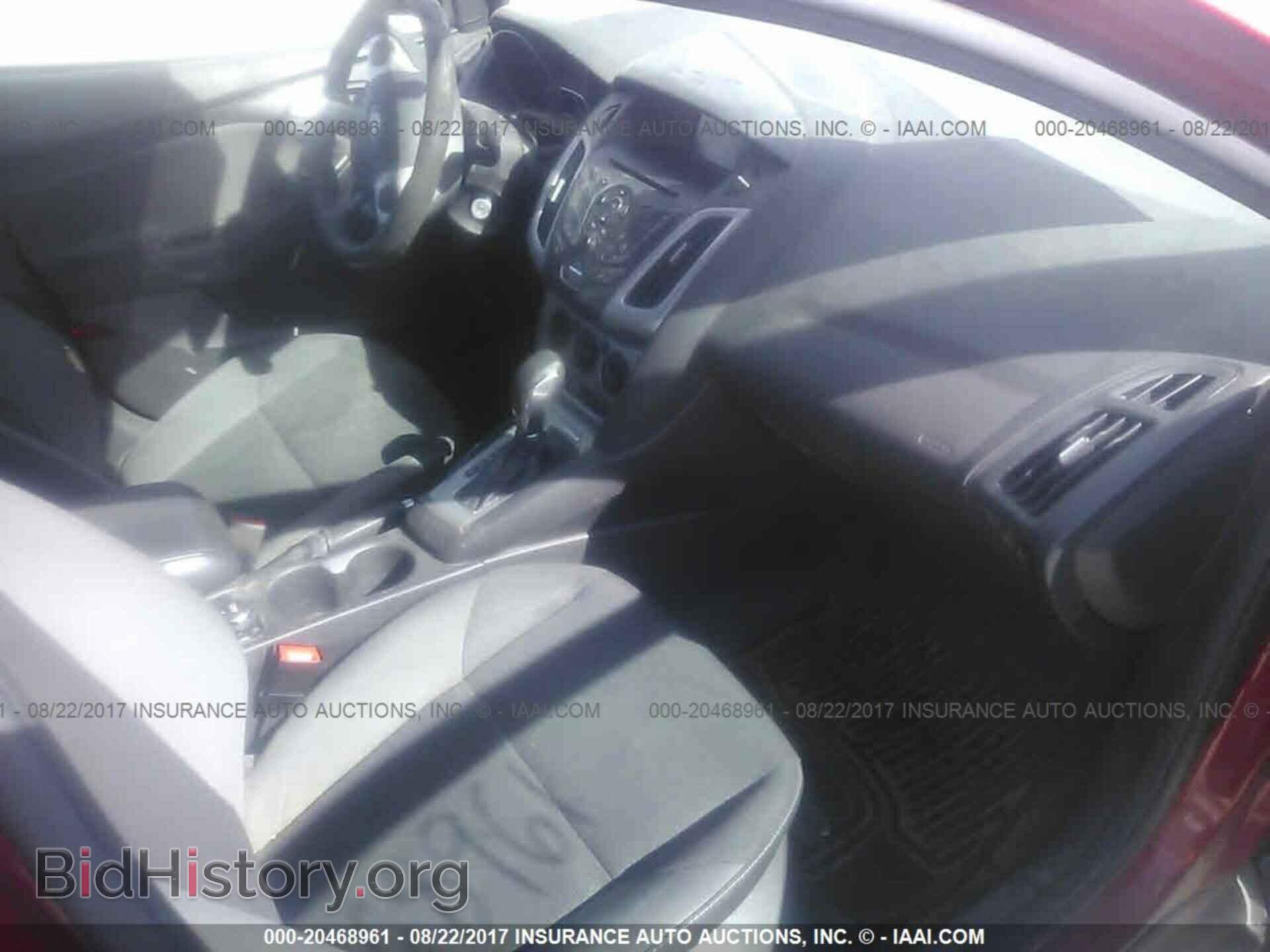 2012 Ford Focus - VIN: 1FAHP3F26CL277494 - Photo 5