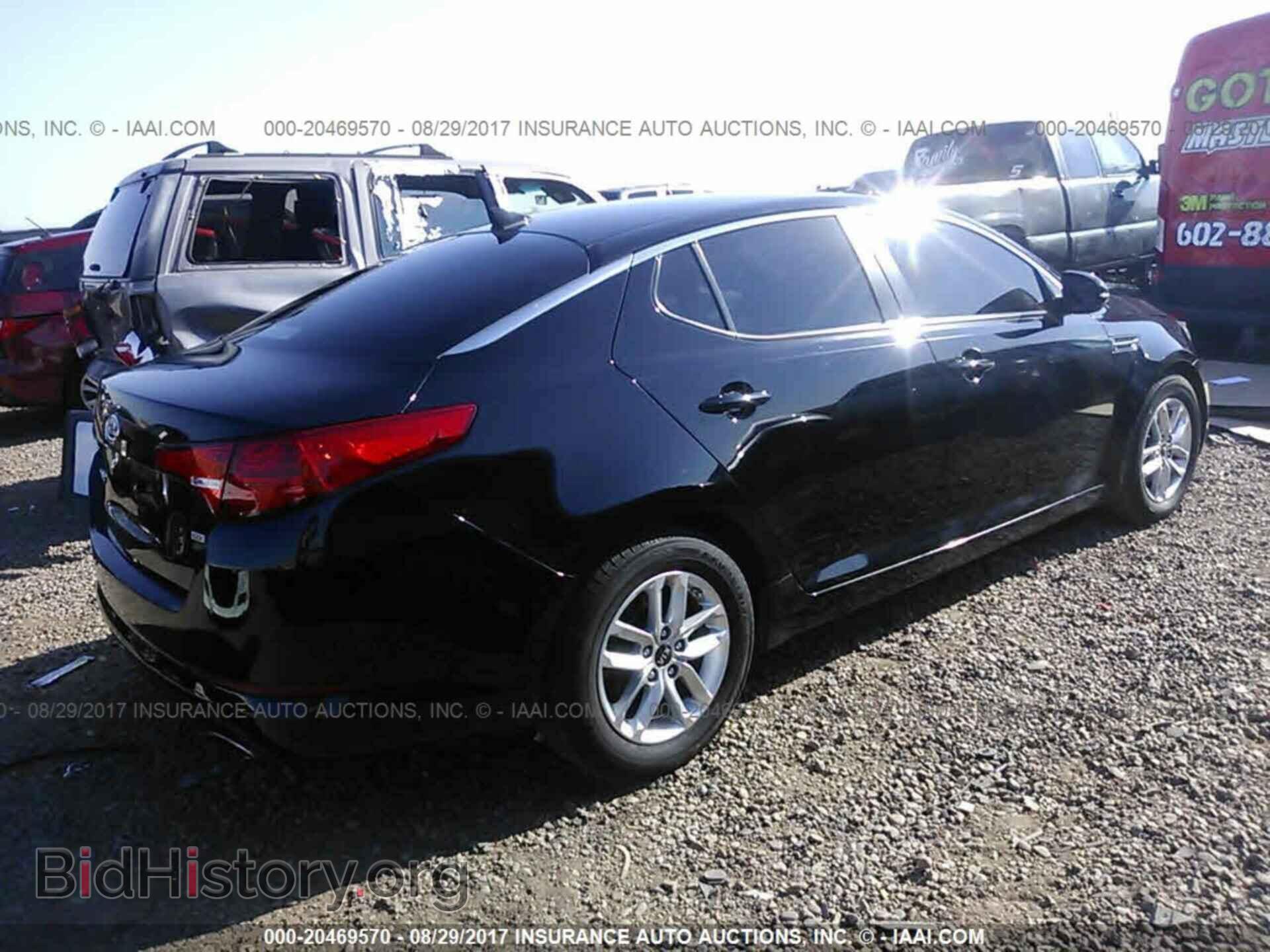 2011 Kia Optima - VIN: KNAGM4A74B5177286 - Фото 4