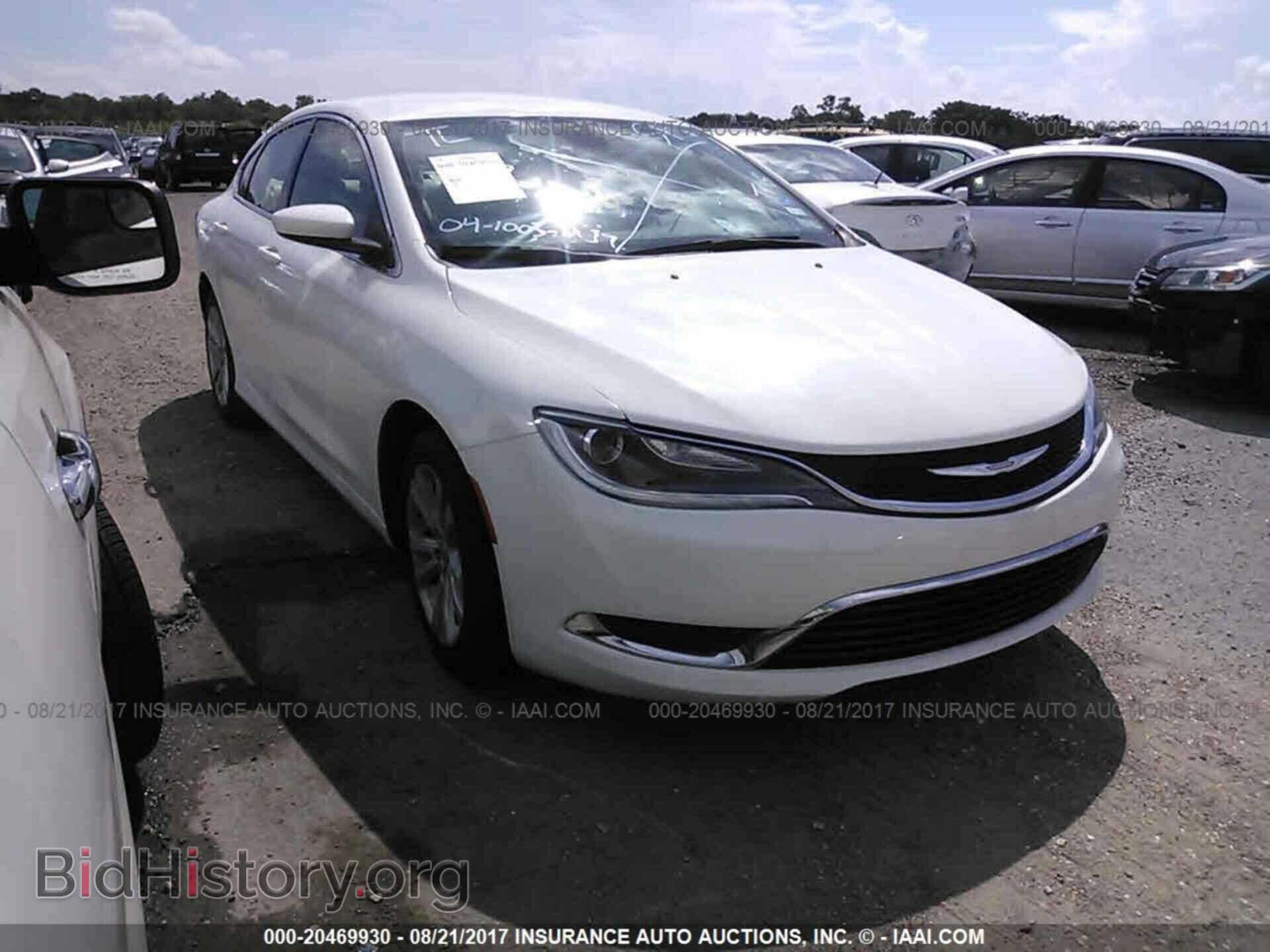 Photo 1C3CCCAB2FN635940 - Chrysler 200 2015