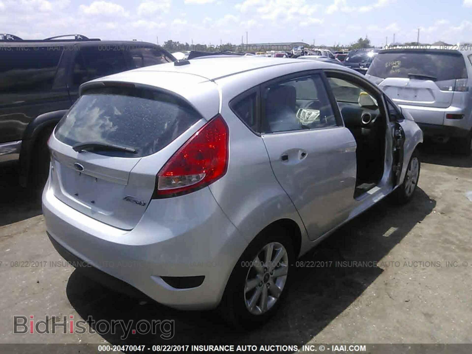 2012 Ford Fiesta - VIN: 3FADP4EJ2CM110707 - Photo 4