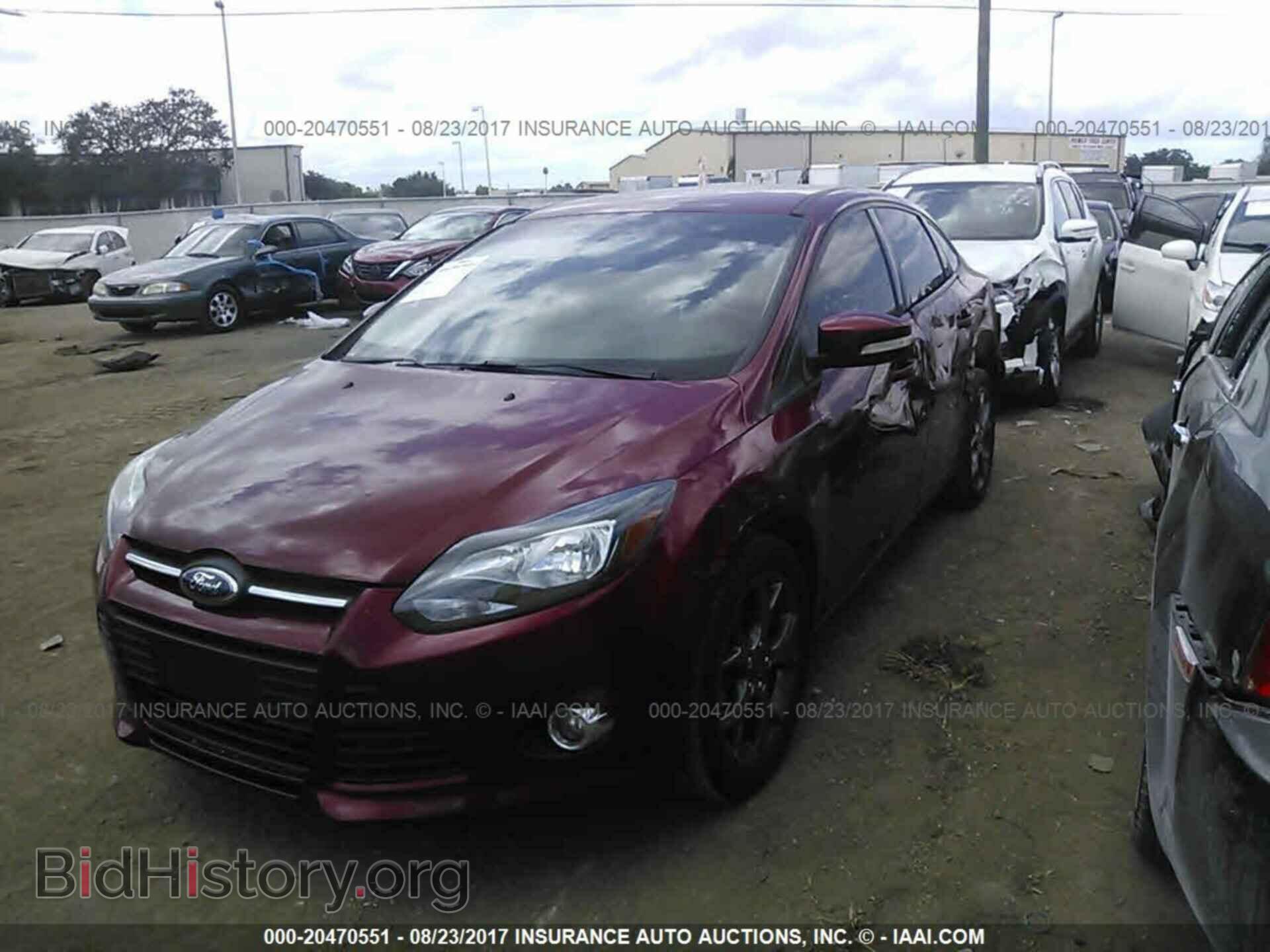 2013 Ford Focus - VIN: 1FADP3F21DL241311 - Photo 2