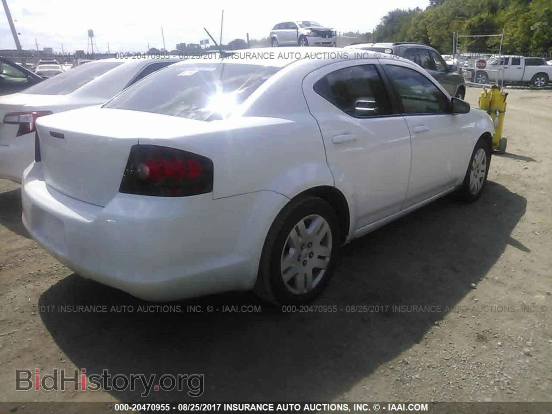 2011 Dodge Avenger - VIN: 1B3BD4FB2BN608445 - Фото 4