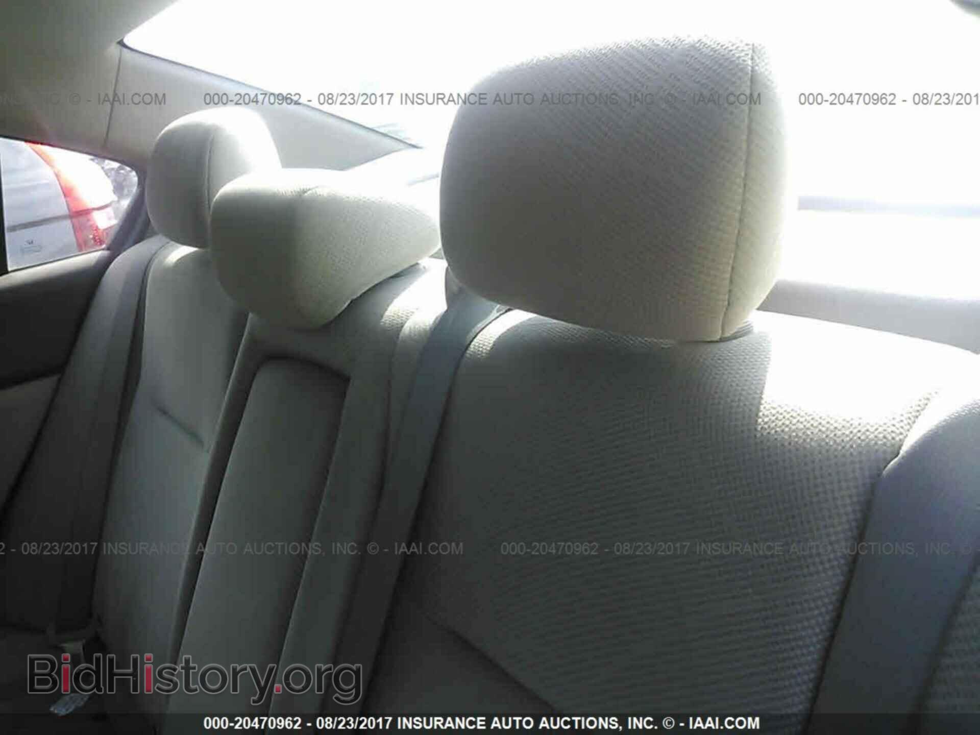 2012 Honda Civic - VIN: 19XFB2F87CE087730 - Photo 8