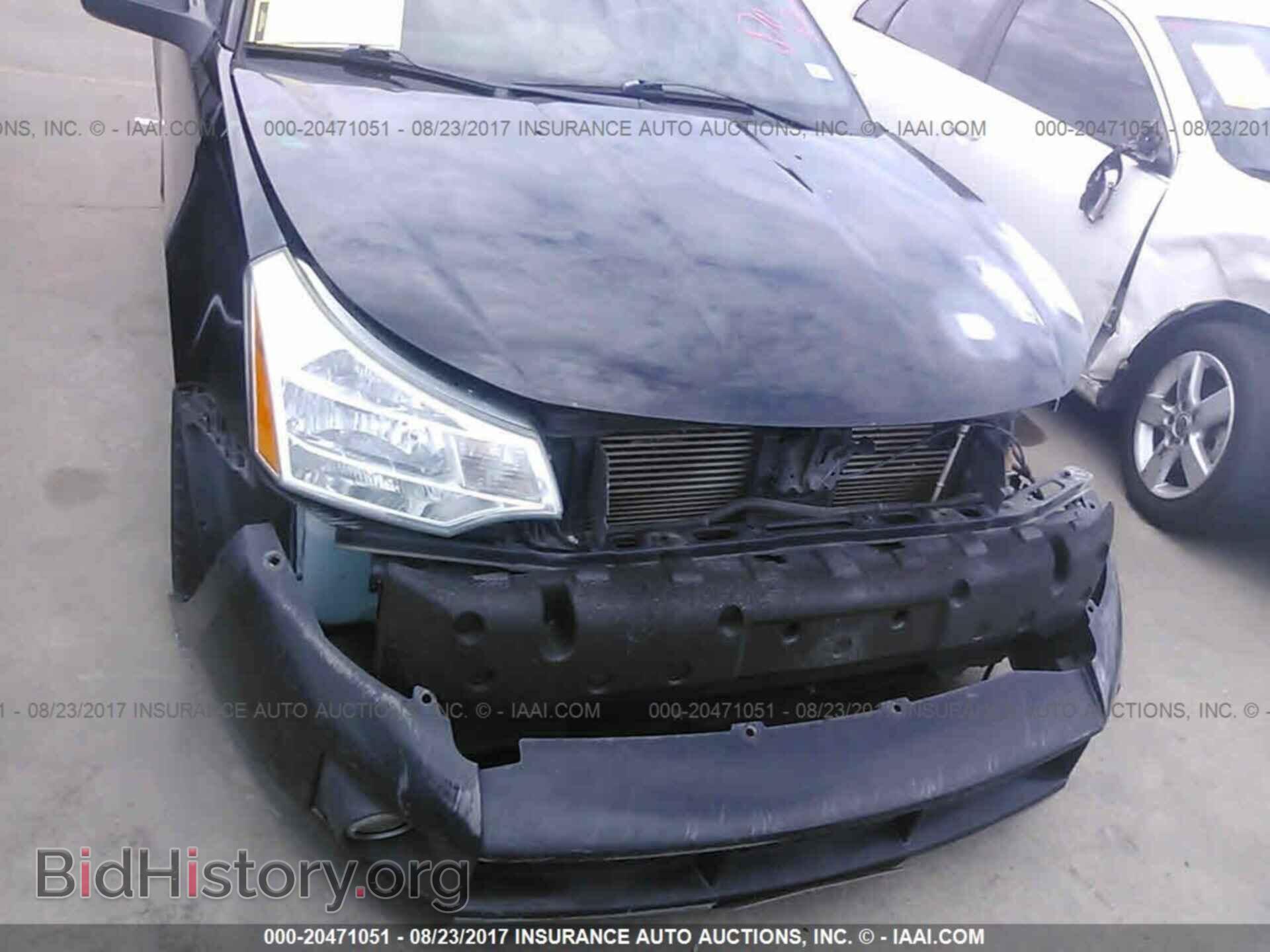 2011 Ford Focus - VIN: 1FAHP3FN5BW202048 - Photo 6