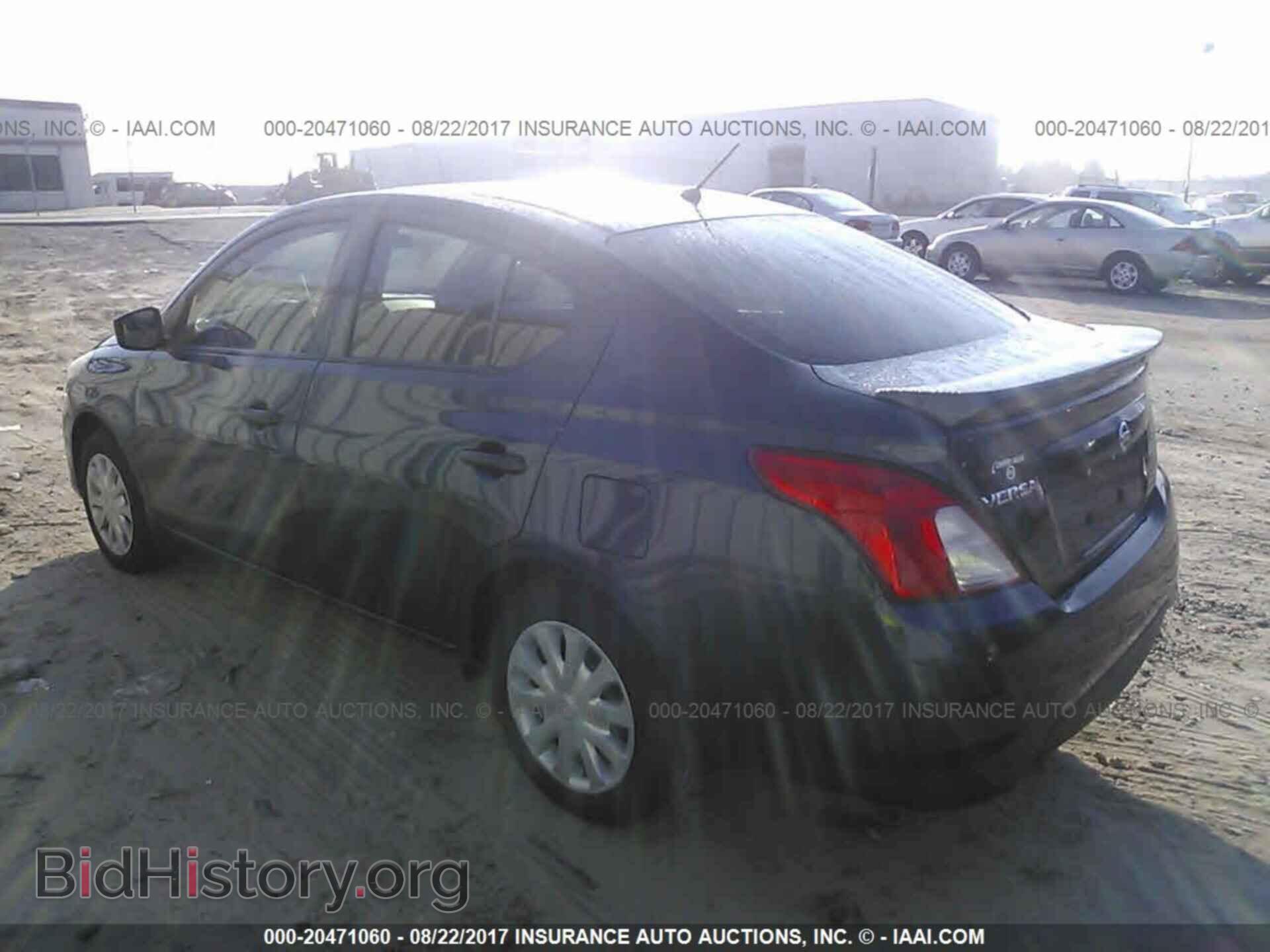 2017 Nissan Versa - VIN: 3N1CN7AP1HL854631 - Photo 3
