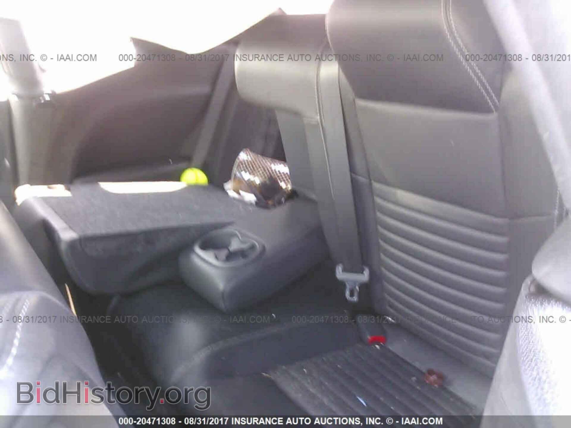 2013 Dodge Challenger - VIN: 2C3CDYAG3DH652175 - Photo 8