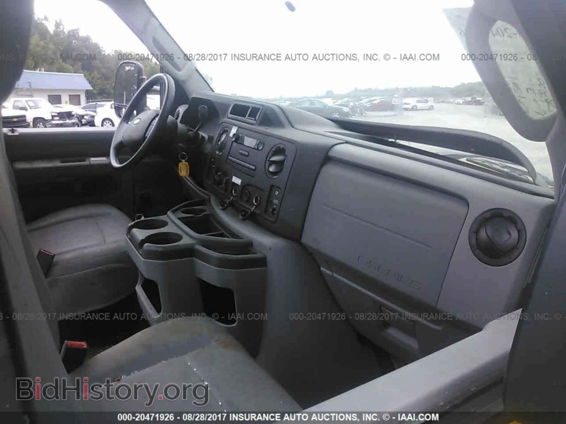 2016 Ford Econoline - VIN: 1FDWE3FS6GDC41419 - Photo 5