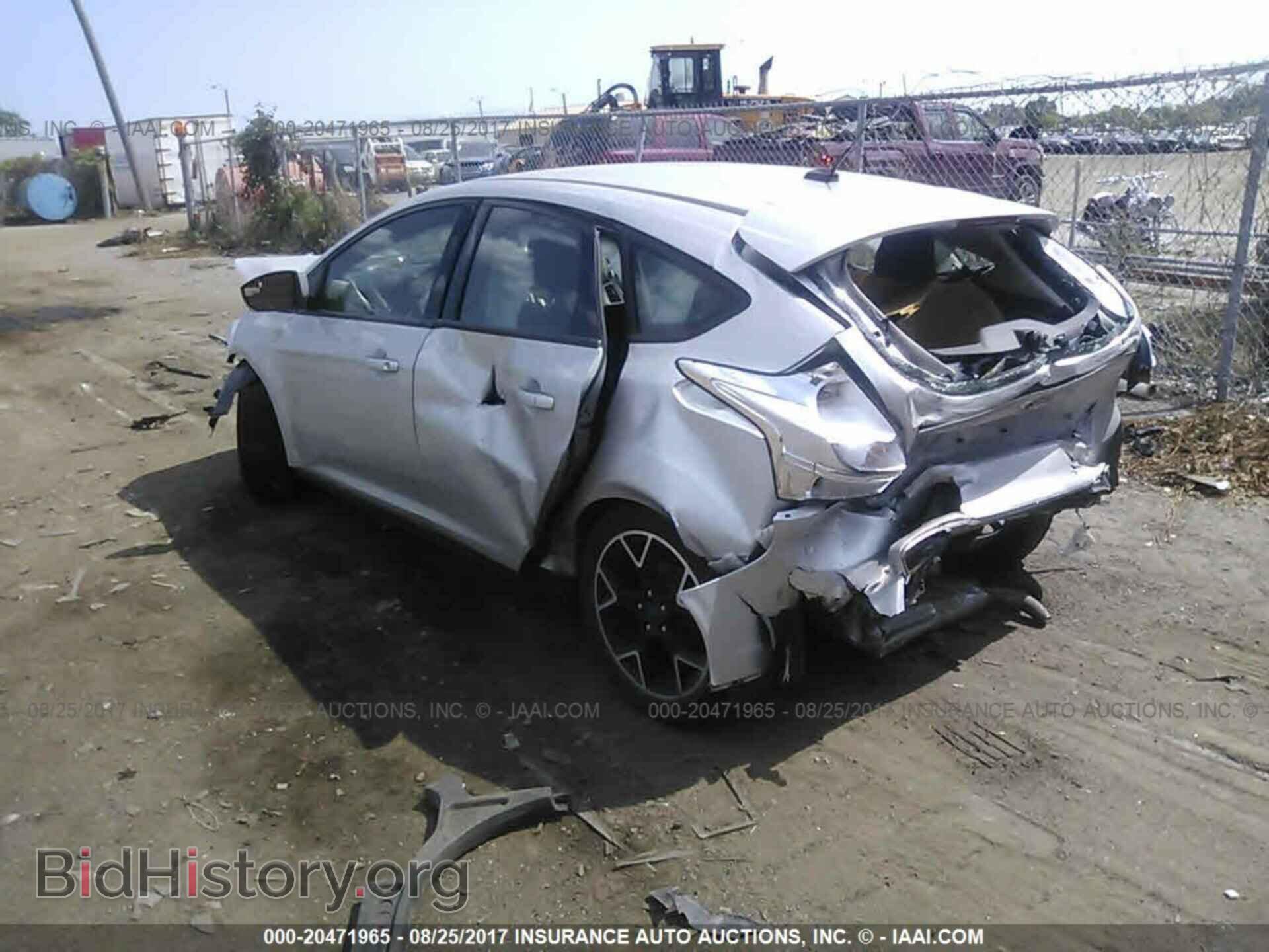 2012 Ford Focus - VIN: 1FAHP3K21CL119313 - Photo 3